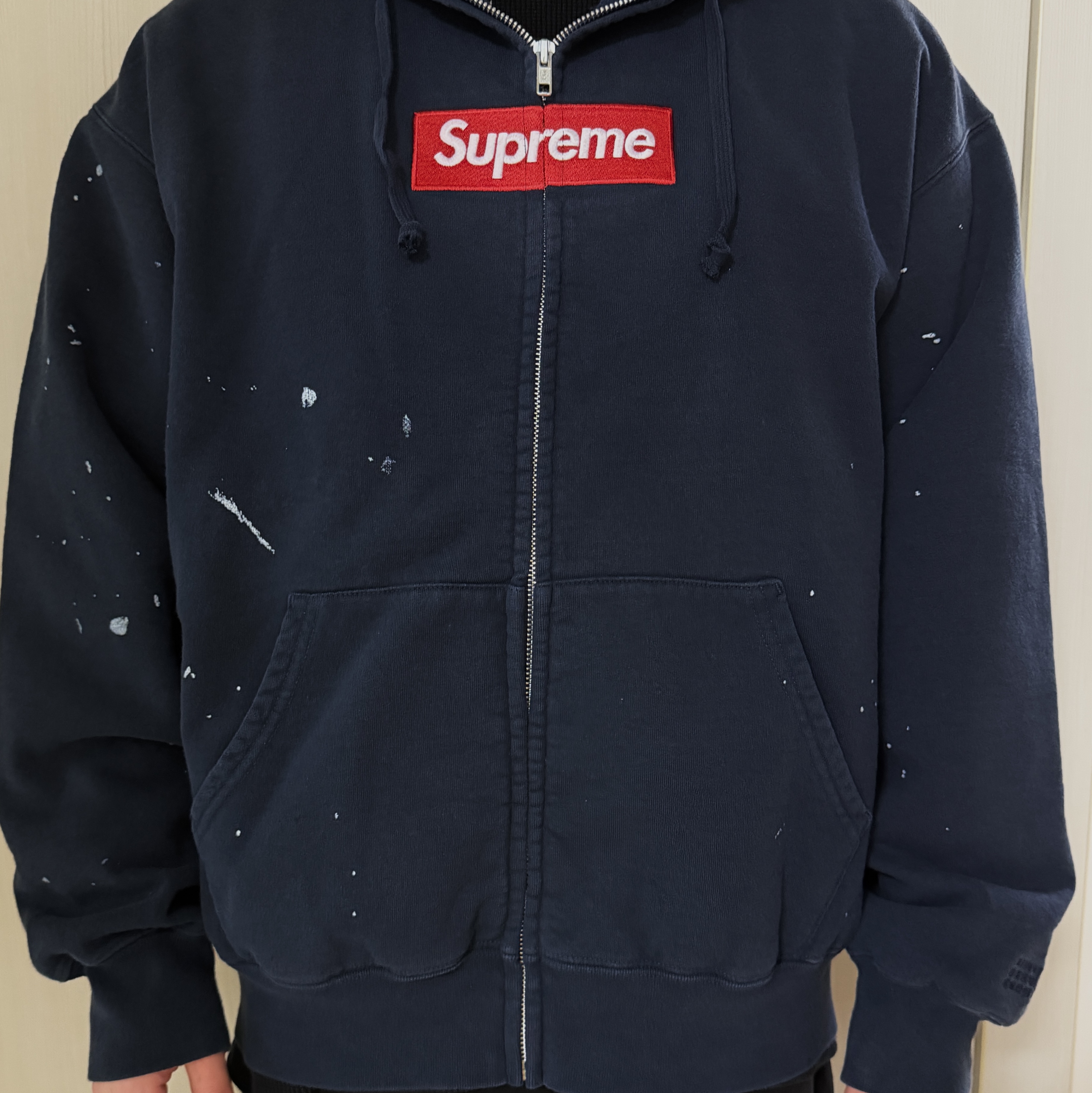Supreme x MM6 Maison Margiela Box Logo Zip Up Hooded Sweatshirt Navy - 26SS 착용 스타일