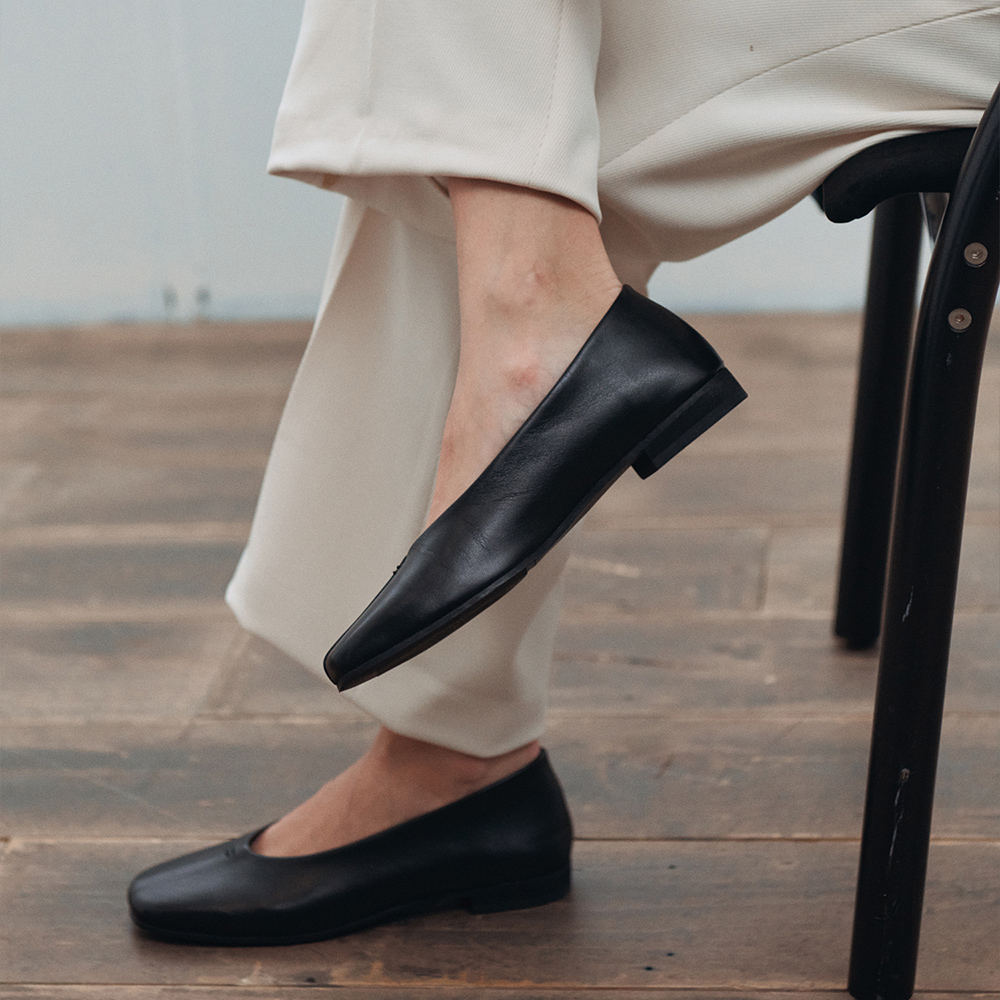 아포아 아크 플랫슈즈 블랙(APOA Arc Flat Shoes Black) - 2