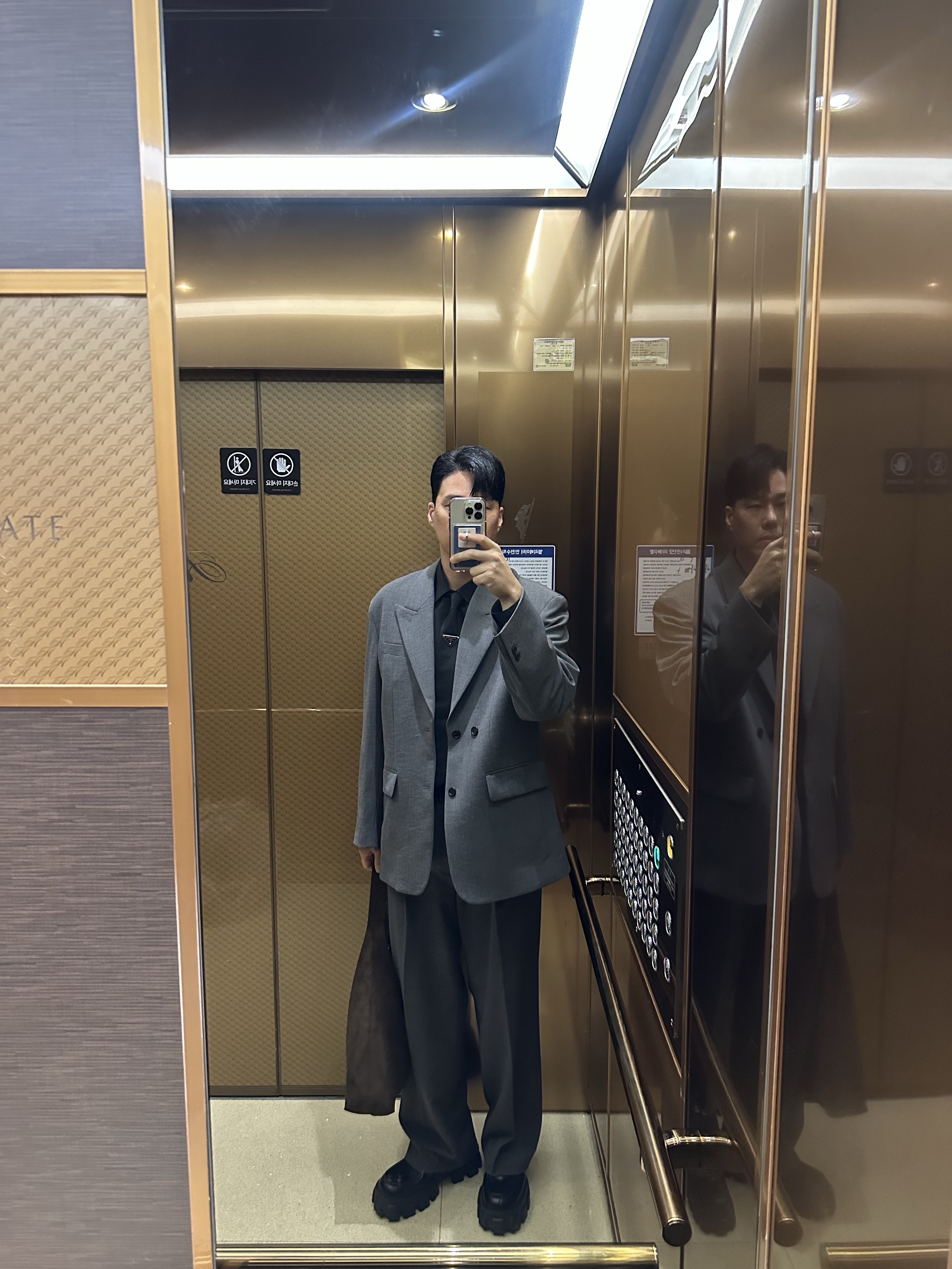 Prada Re-Nylon Gabardine Tie Black, Prada Monolith Brushed Leather Loafers Black 착용 스타일