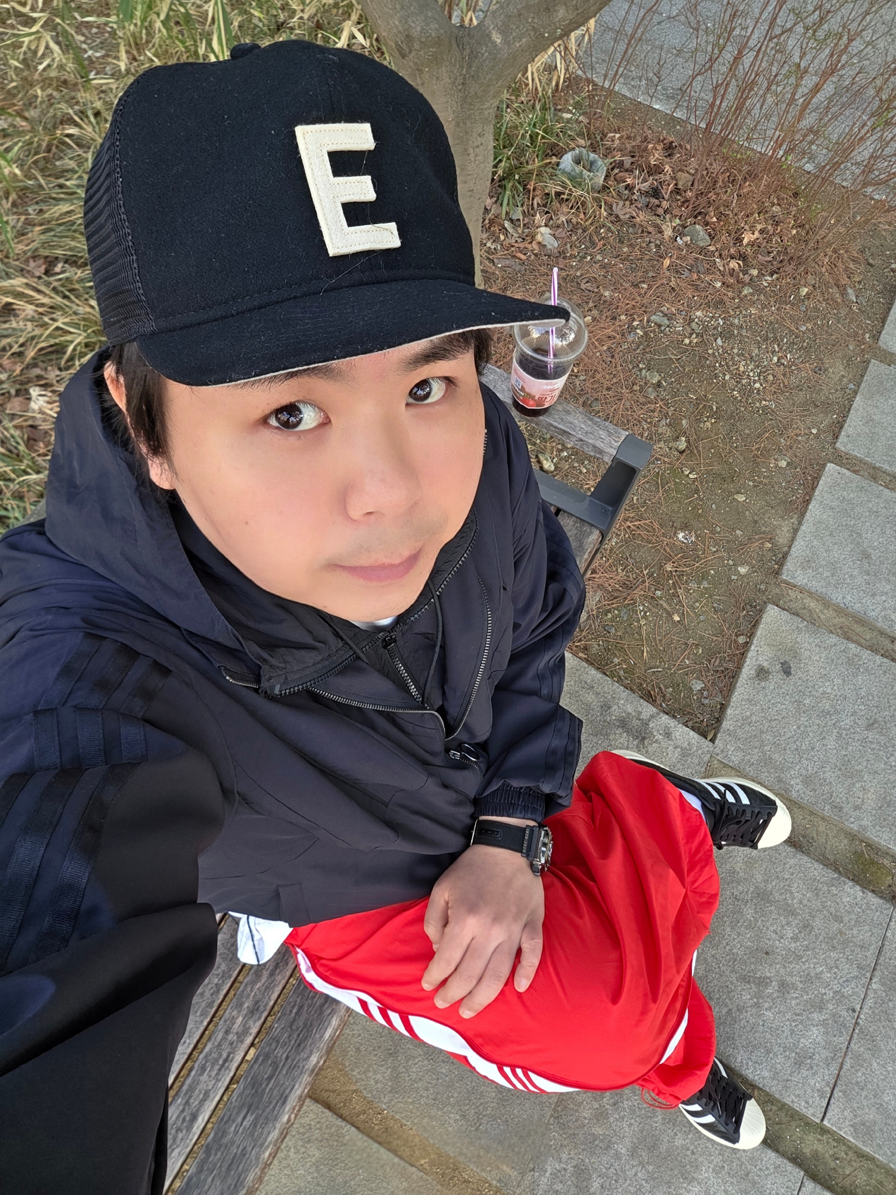 Essentials x New Era E Trucker Cap Black, (W) Adidas Rasant Cutline Track Top Black - KR Sizing 착용 스타일 - 1