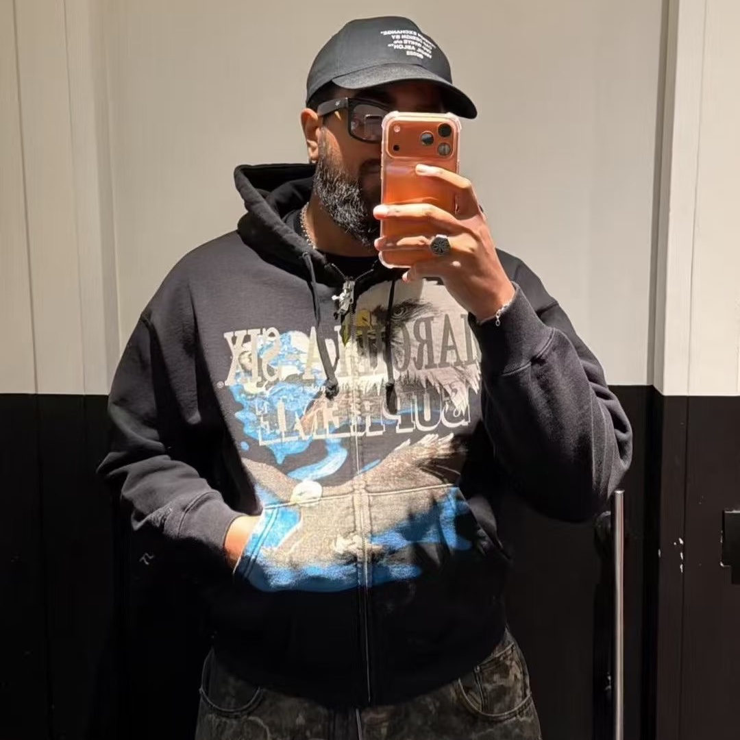 Supreme x MM6 Maison Margiela Eagle Zip Up Hooded Sweatshirt Black - 26SS 착용 스타일