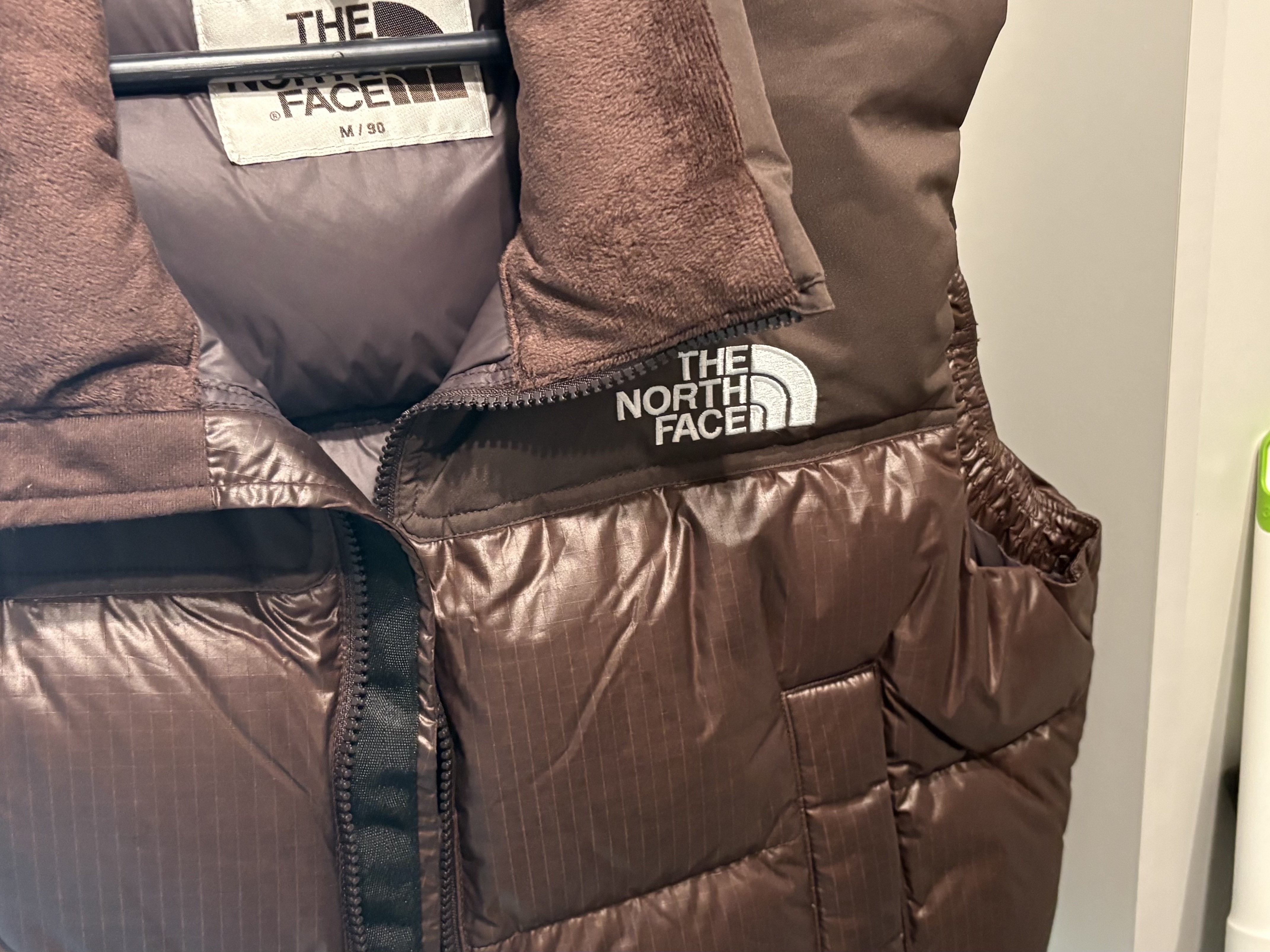 (W) The North Face White Label Novelty Nuptse Down Vest Brown 착용 스타일