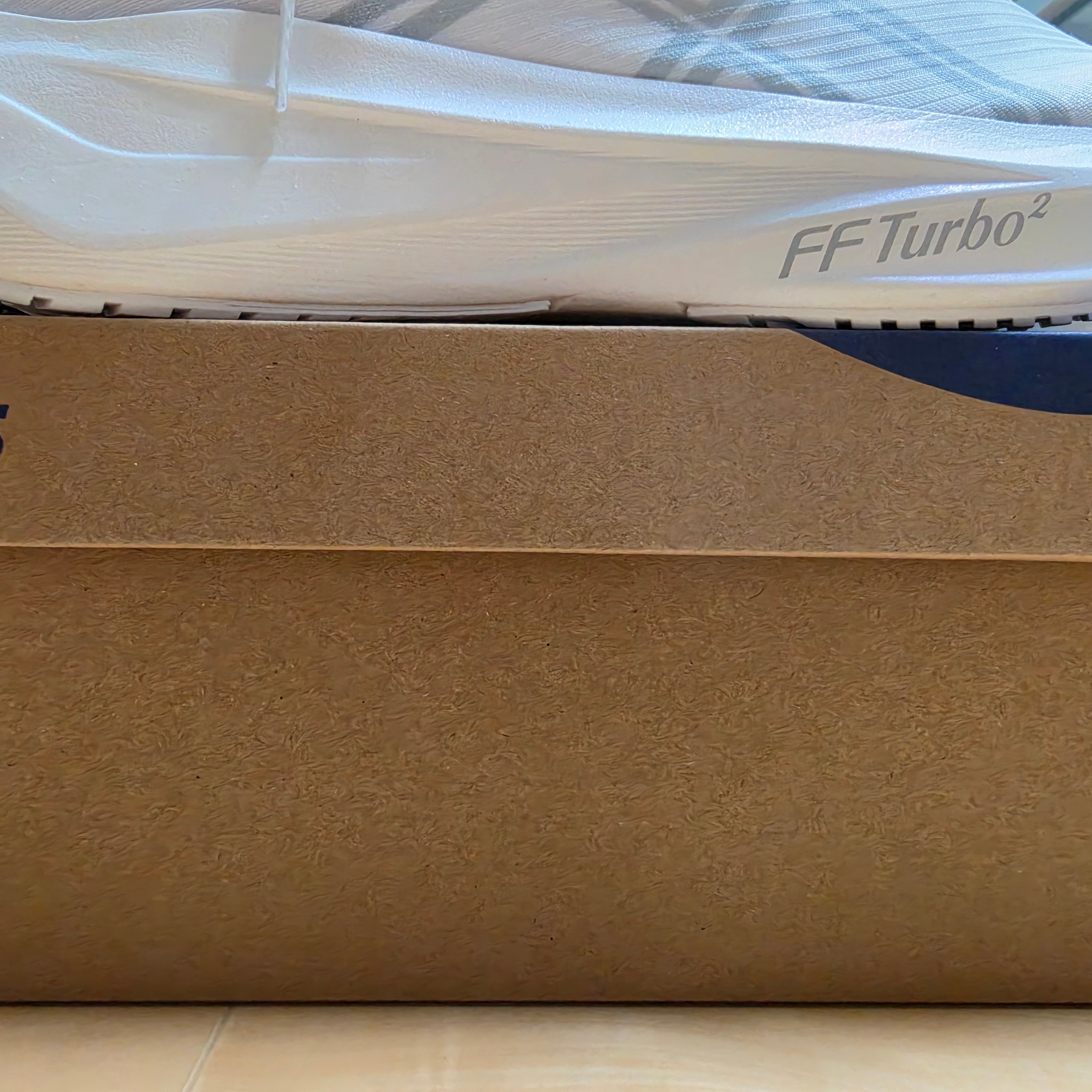 Asics Megablast White Piedmont Grey 착용 스타일 - 10