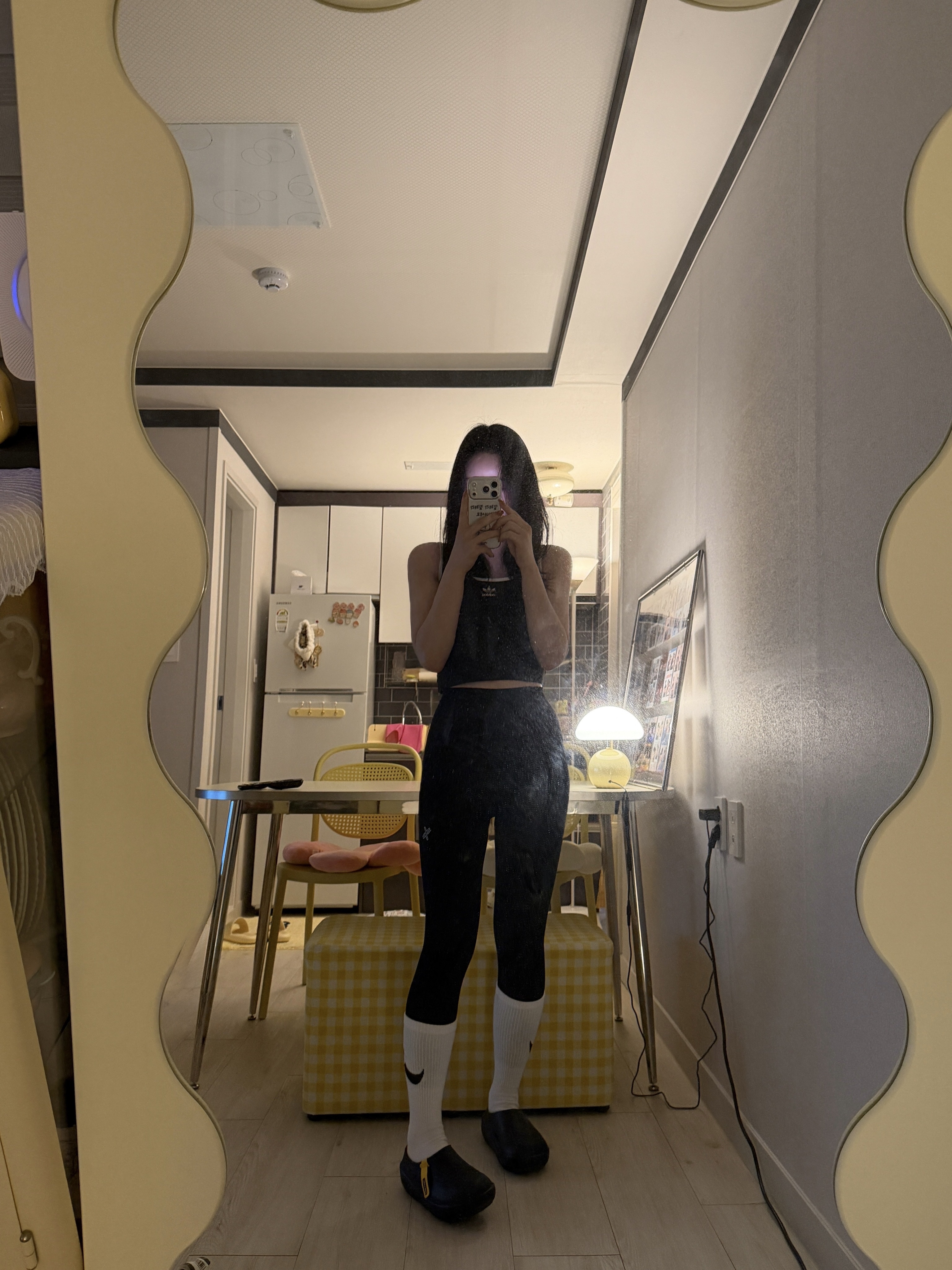 Taw&Toe Zerovity Ton Ton Black 착용 스타일 - 2