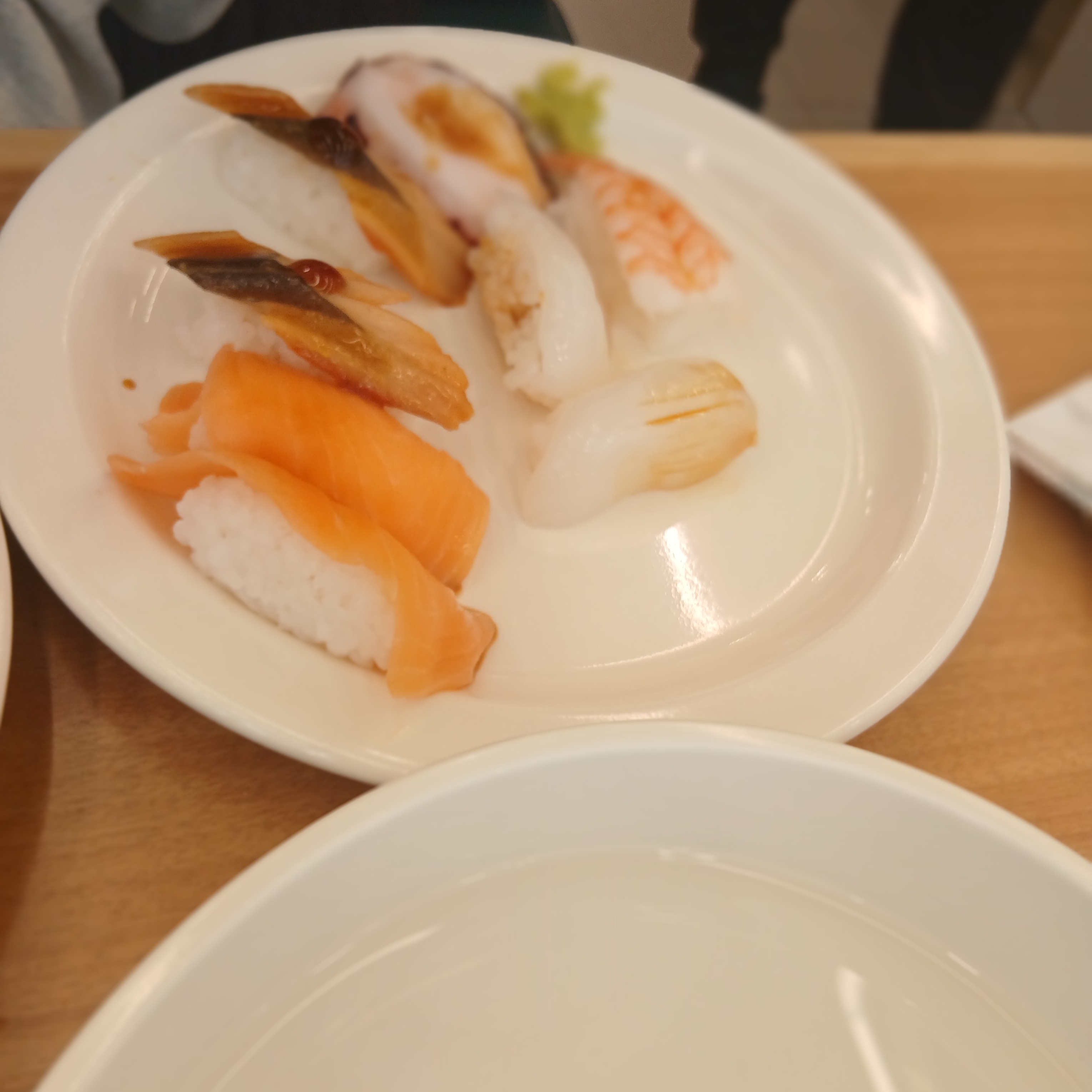 Arc'teryx Emblem Fleece Crew Neck Pullover  Habitat 착용 스타일 - 8