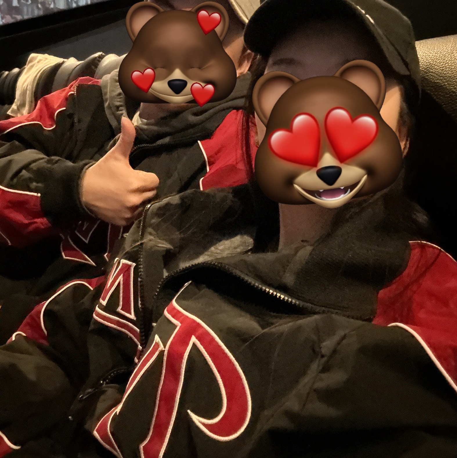 BDNS x LG TWINS Dugout Jacket Ver.2 Red 착용 스타일