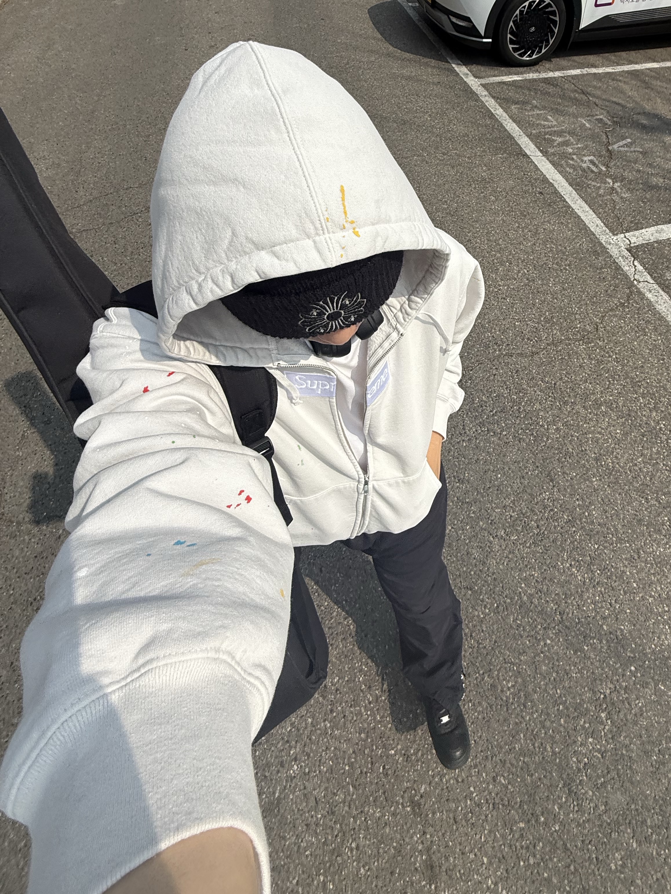 Supreme x MM6 Maison Margiela Box Logo Zip Up Hooded Sweatshirt White - 26SS, Chrome Hearts Wool Beanie Black White 착용 스타일 - 1