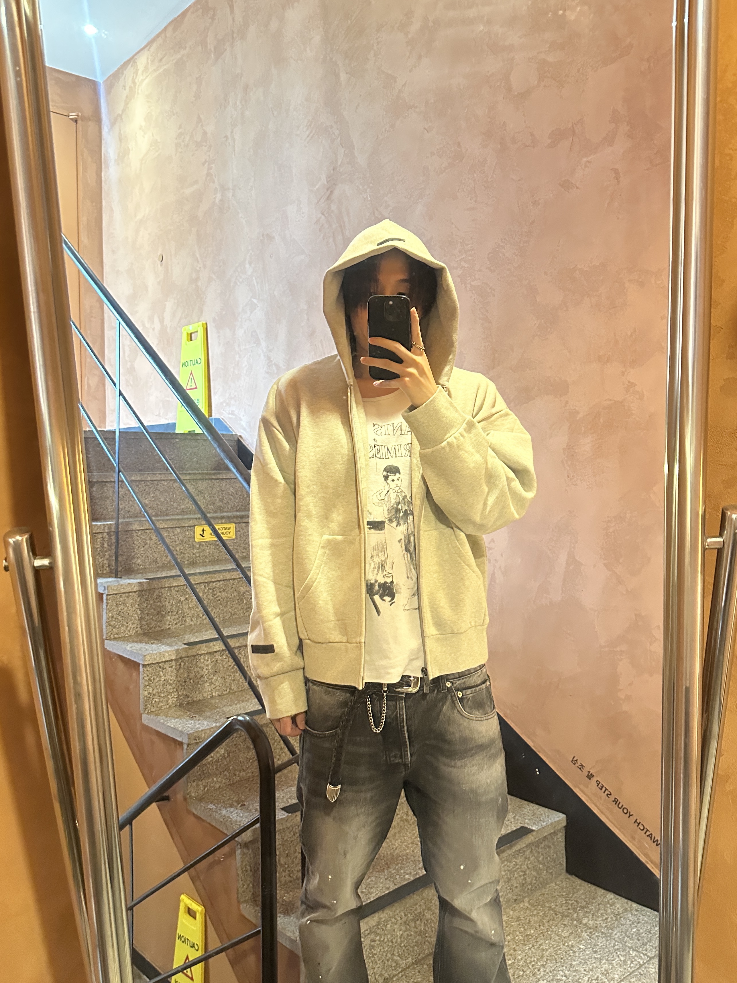 Essentials Classic Fleece Zip Up Hoodie Heather Stone - 25SS 착용 스타일