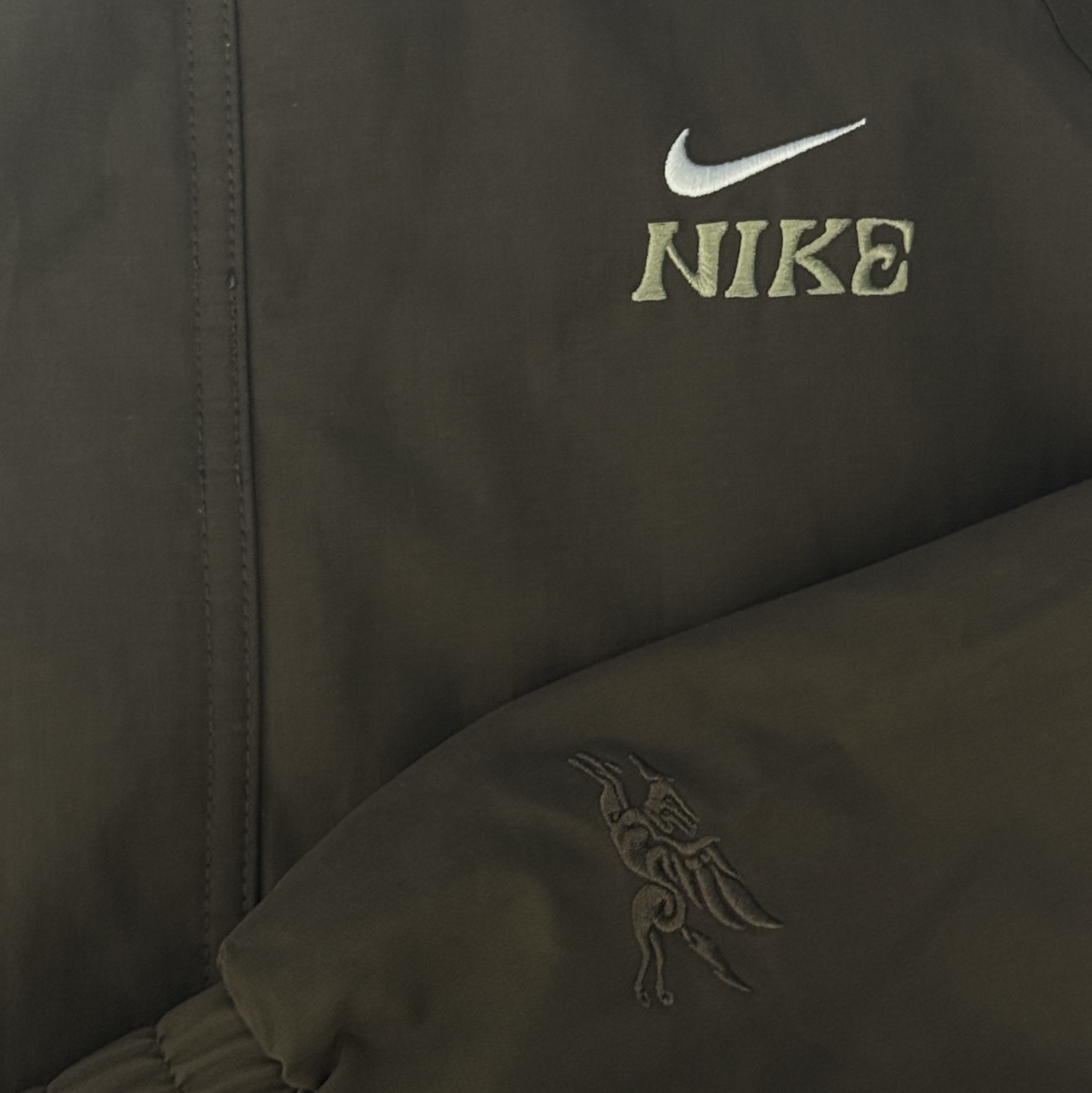 Nike Club LNY Jacket Dark Hazel (IQ3705-212) 착용 스타일 - 3