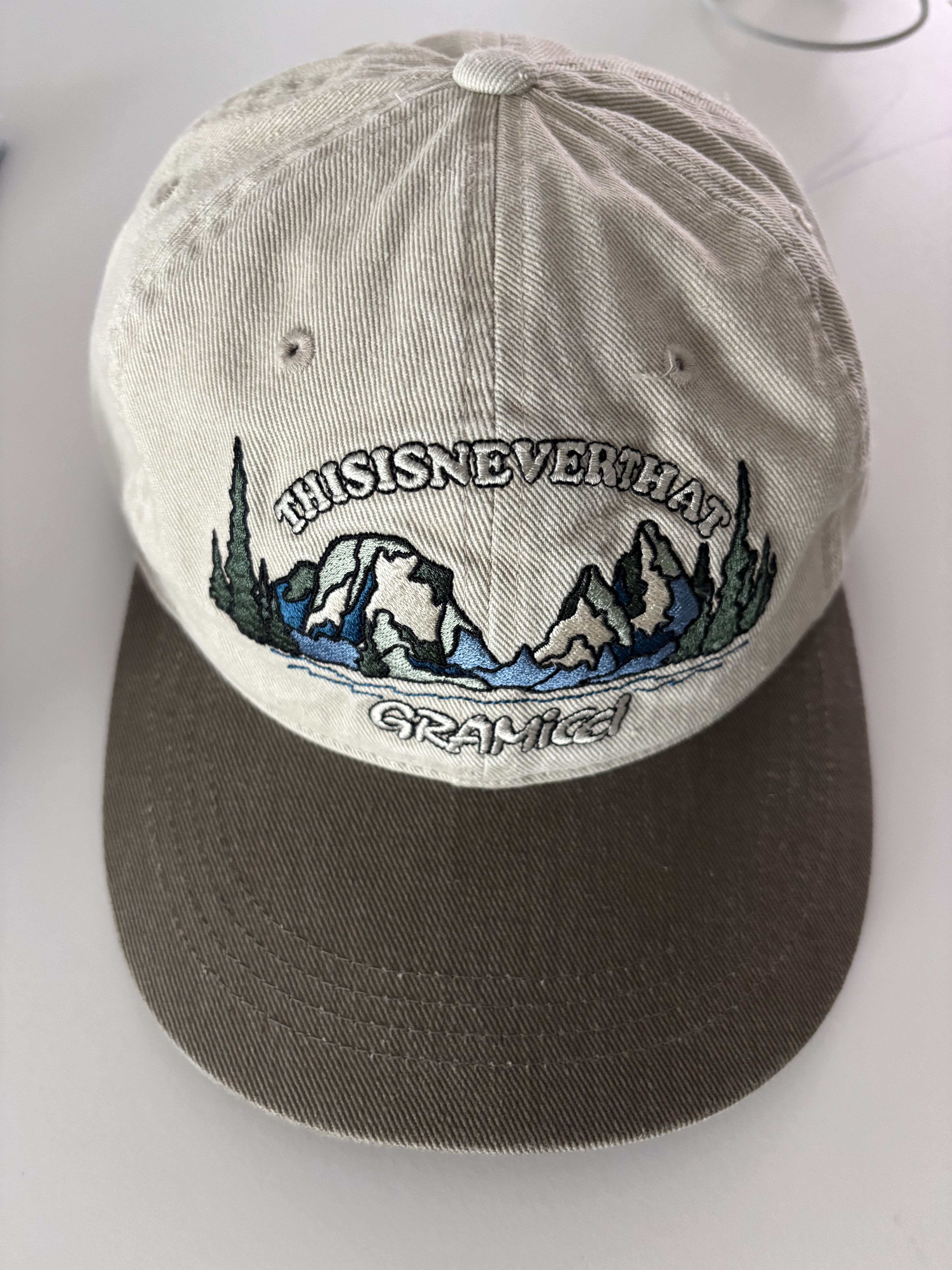 Thisisneverthat x Gramicci Mountain Cap Khaki 착용 스타일