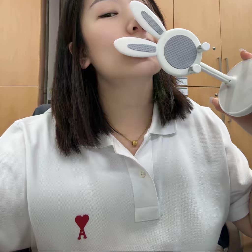 AMI de Coeur Polo Shirt White 착용 스타일
