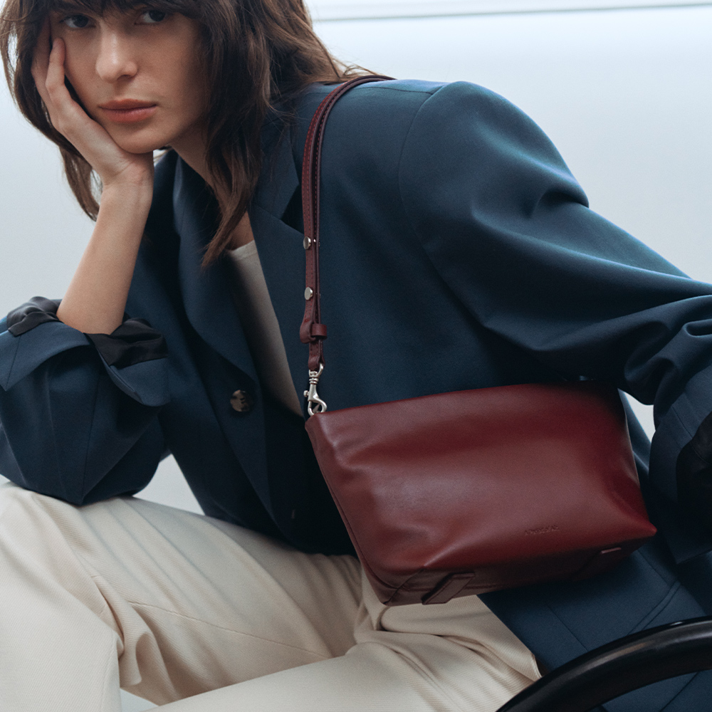 아포아 룬 스냅백 버건디(APOA Lune Snap Bag Burgundy) - 3