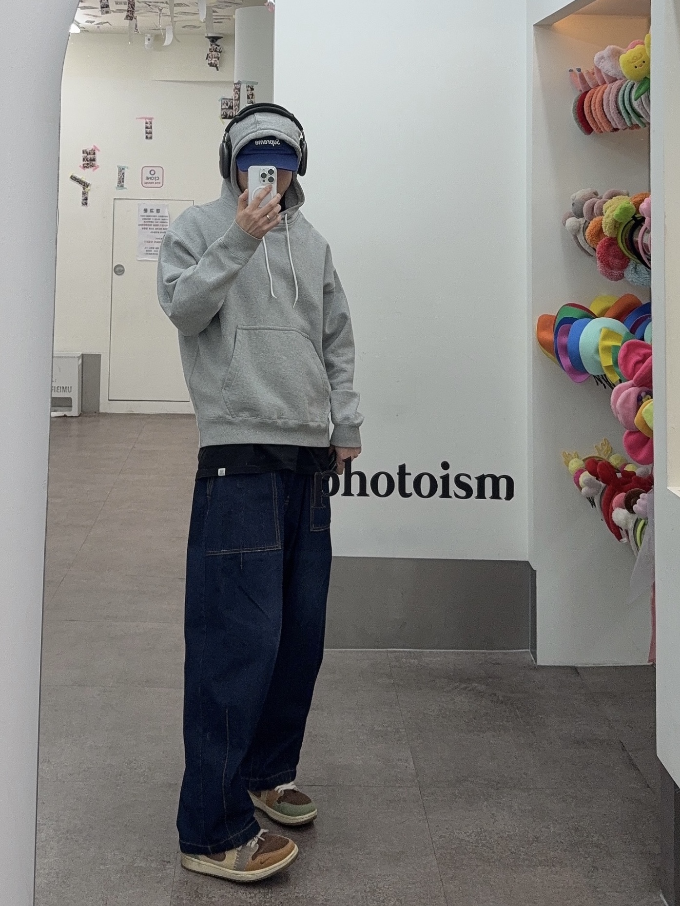 Jordan 1 x Zion Williamson Retro Low OG Flax and Oil Green, Nike Solo Swoosh Fleece Pullover Hoodie Grey - Asia 착용 스타일 - 2