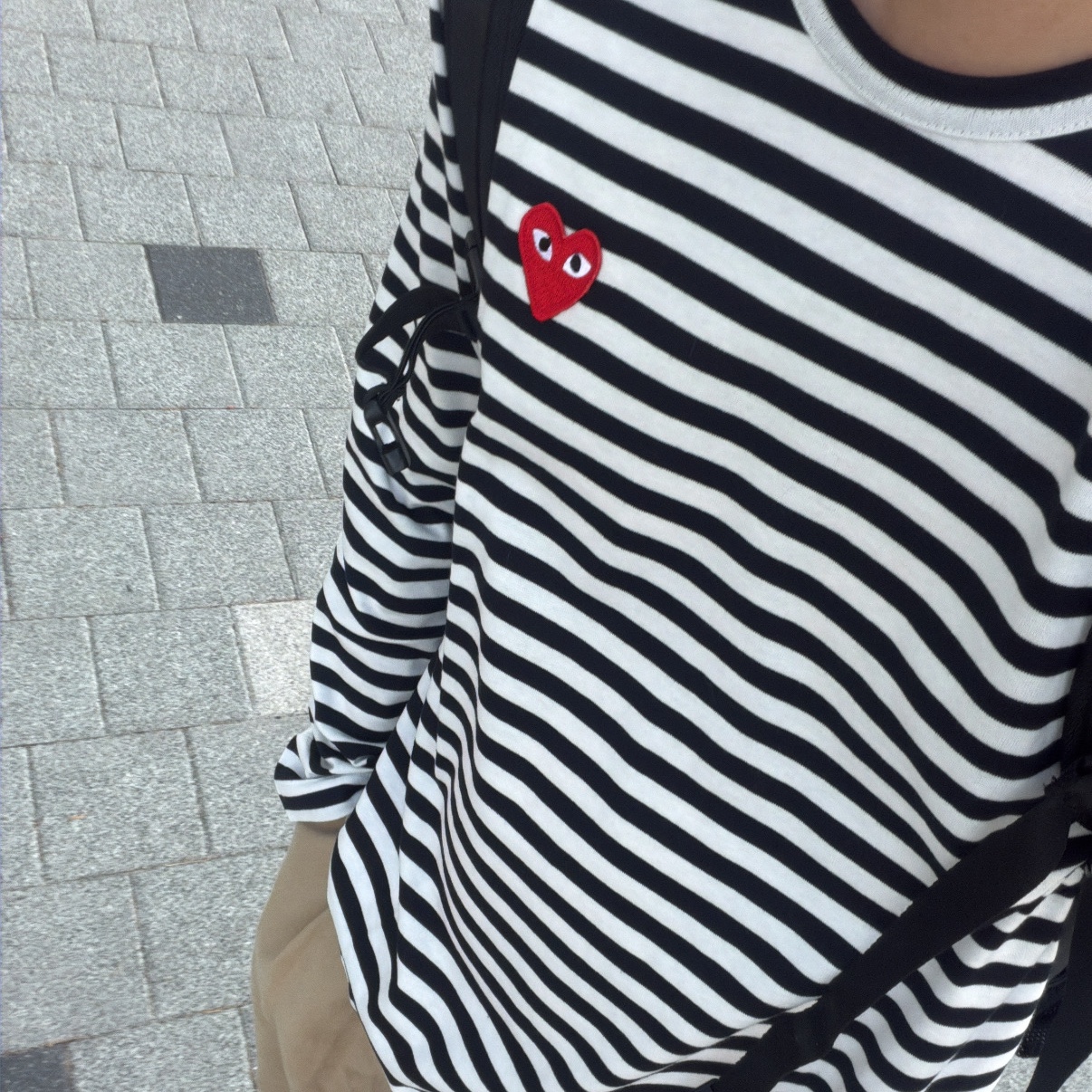 Play Comme des Garcons Striped LS T-Shirt Black White 착용 스타일