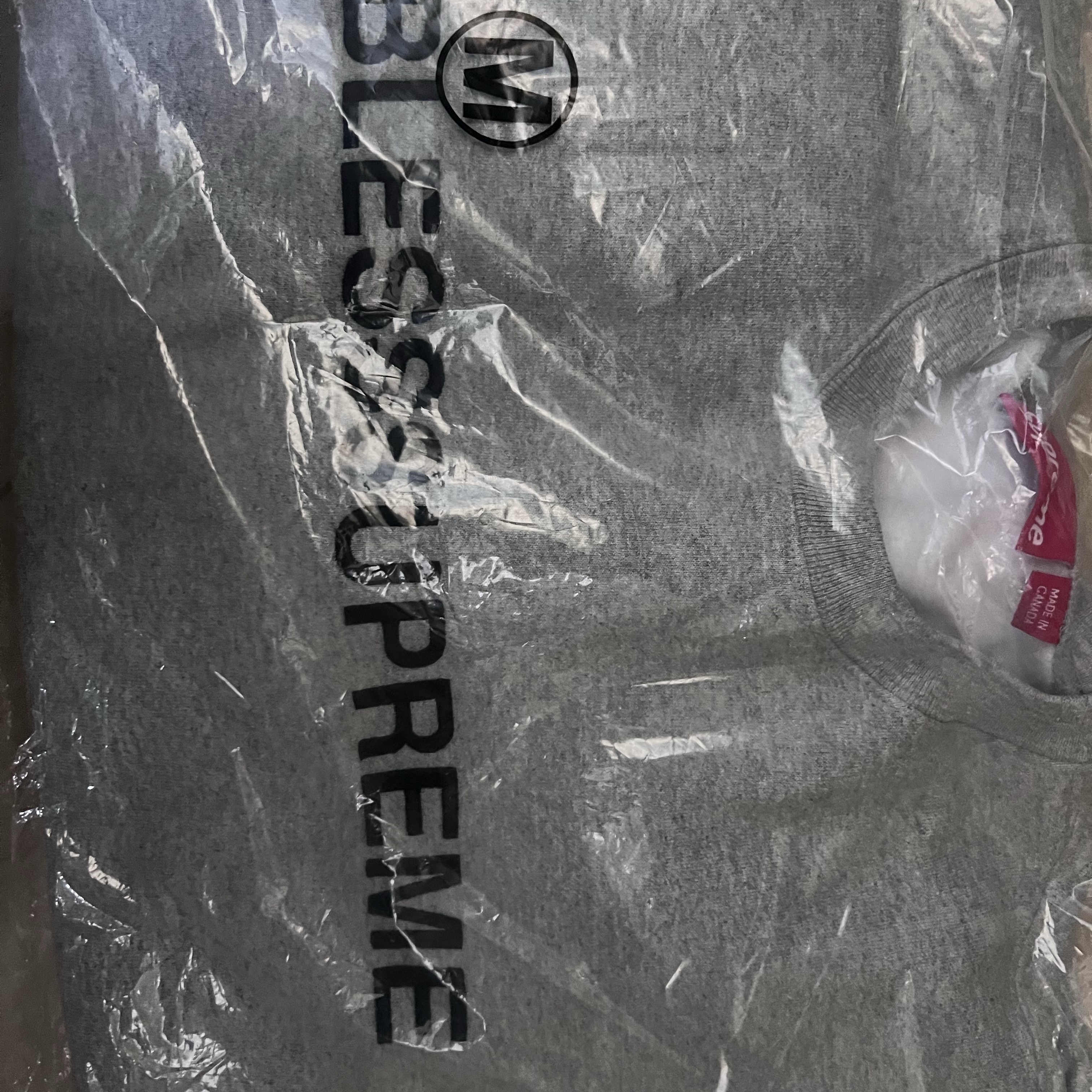 Supreme x Bless Crewneck Heather Grey - 23FW 착용 스타일