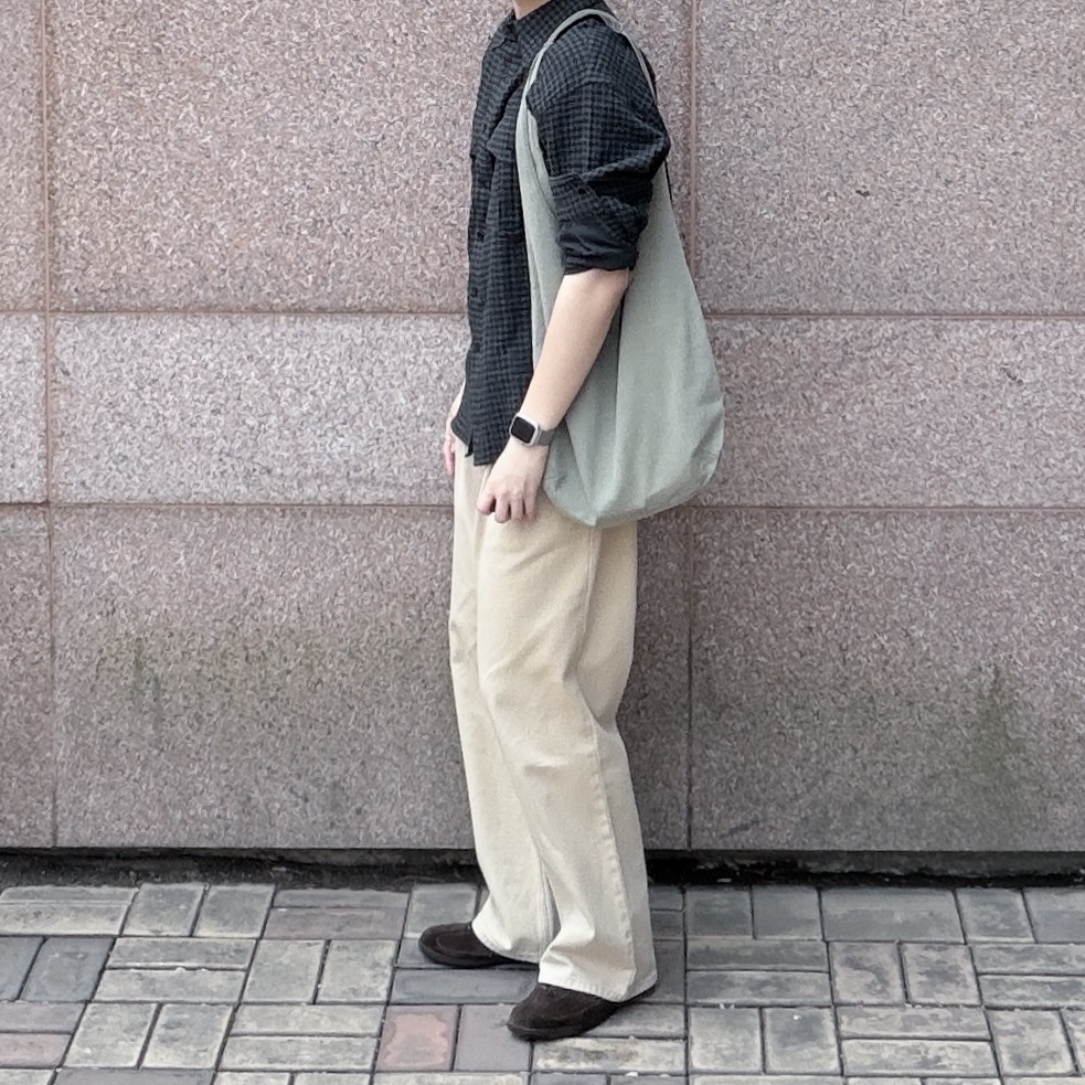 Pemont Dress Dark brown, PERENN Washed Cotton Shoulder Bag Sage 착용 스타일 - 3