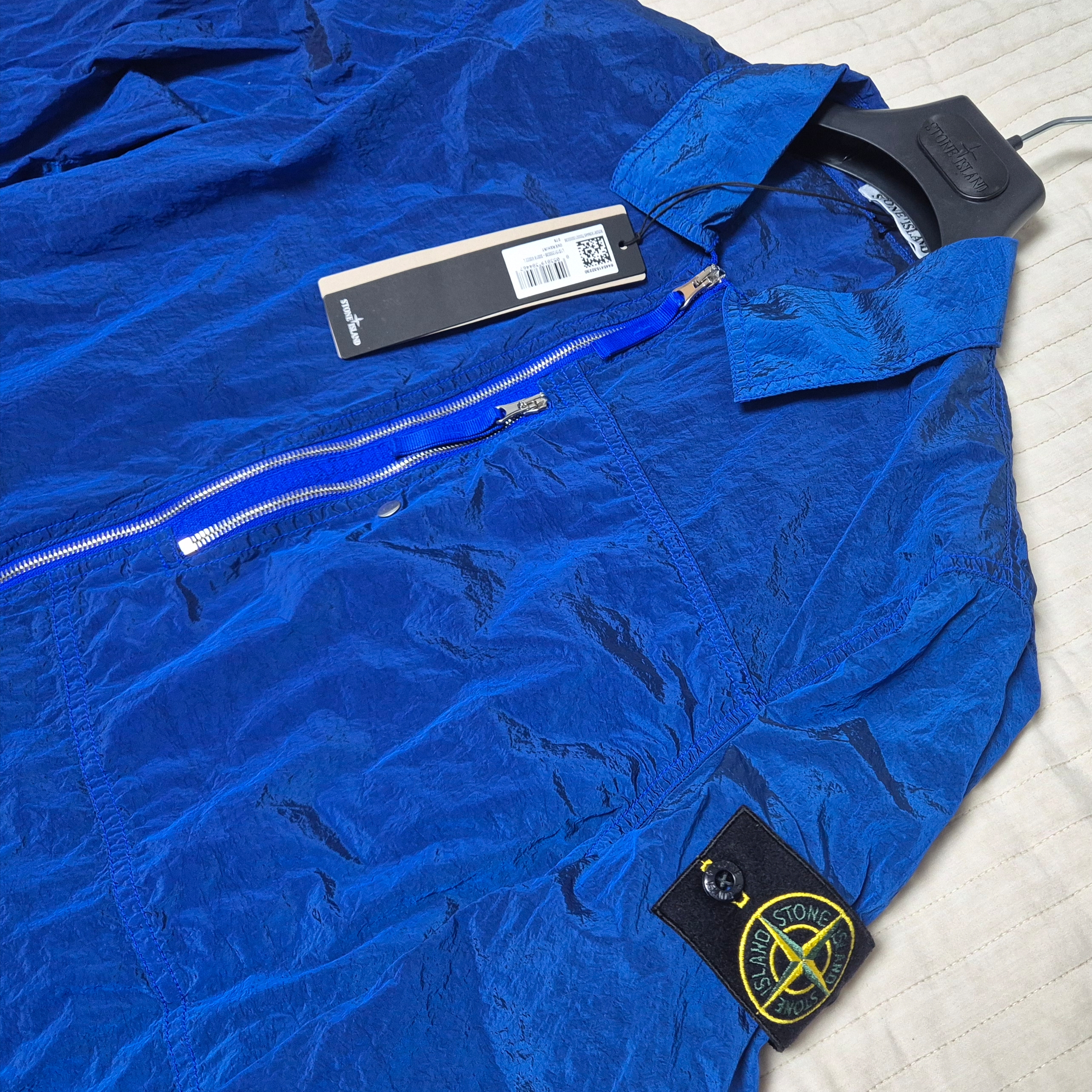 Stone Island 1200038 Nylon Metal In Econyl Regular-Fit Overshirt with Zip Pocket Bright Blue - 26SS 착용 스타일 - 2