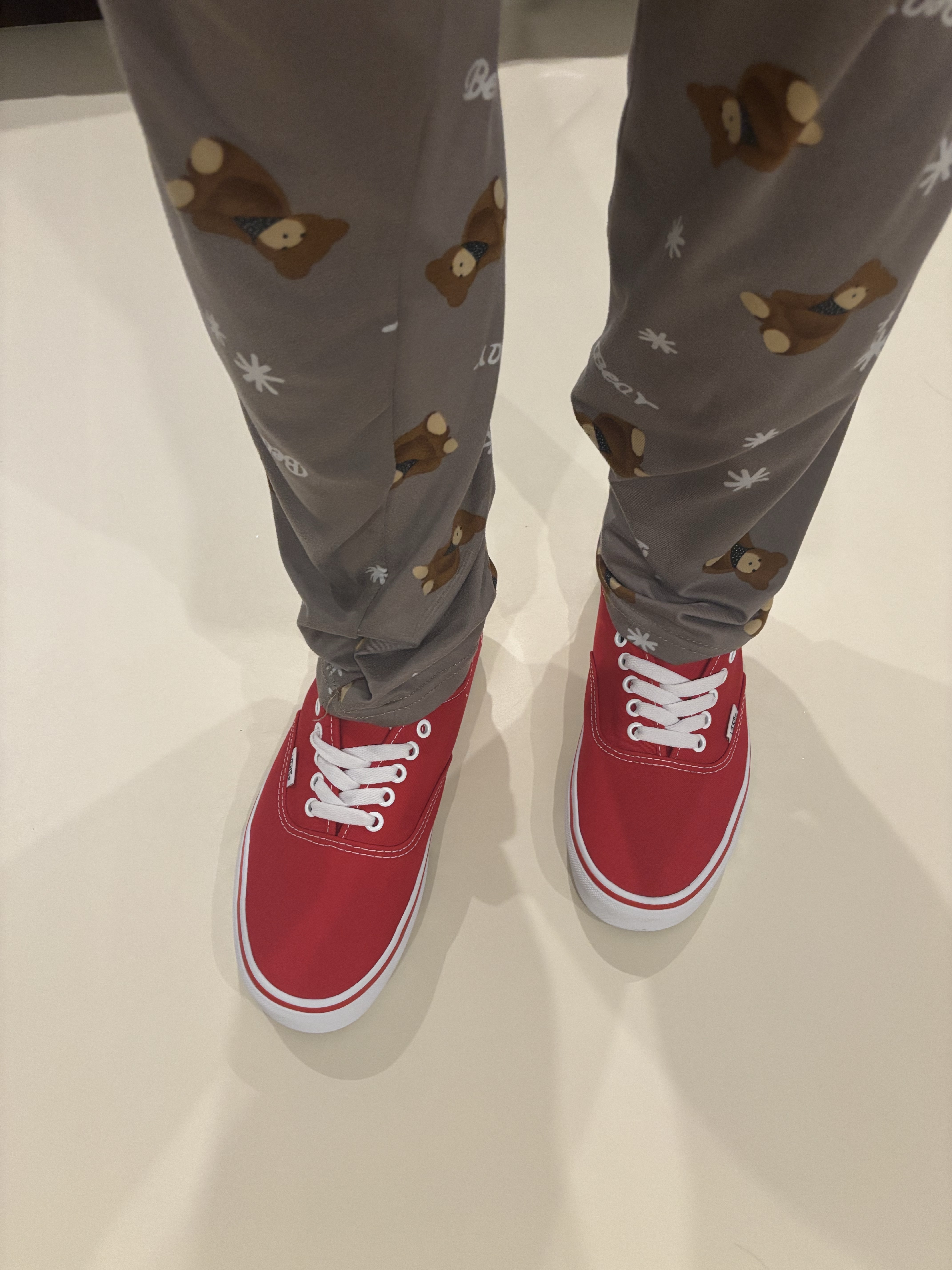 Vans Authentic Reissue 44 Racing Red Marshmallow 착용 스타일