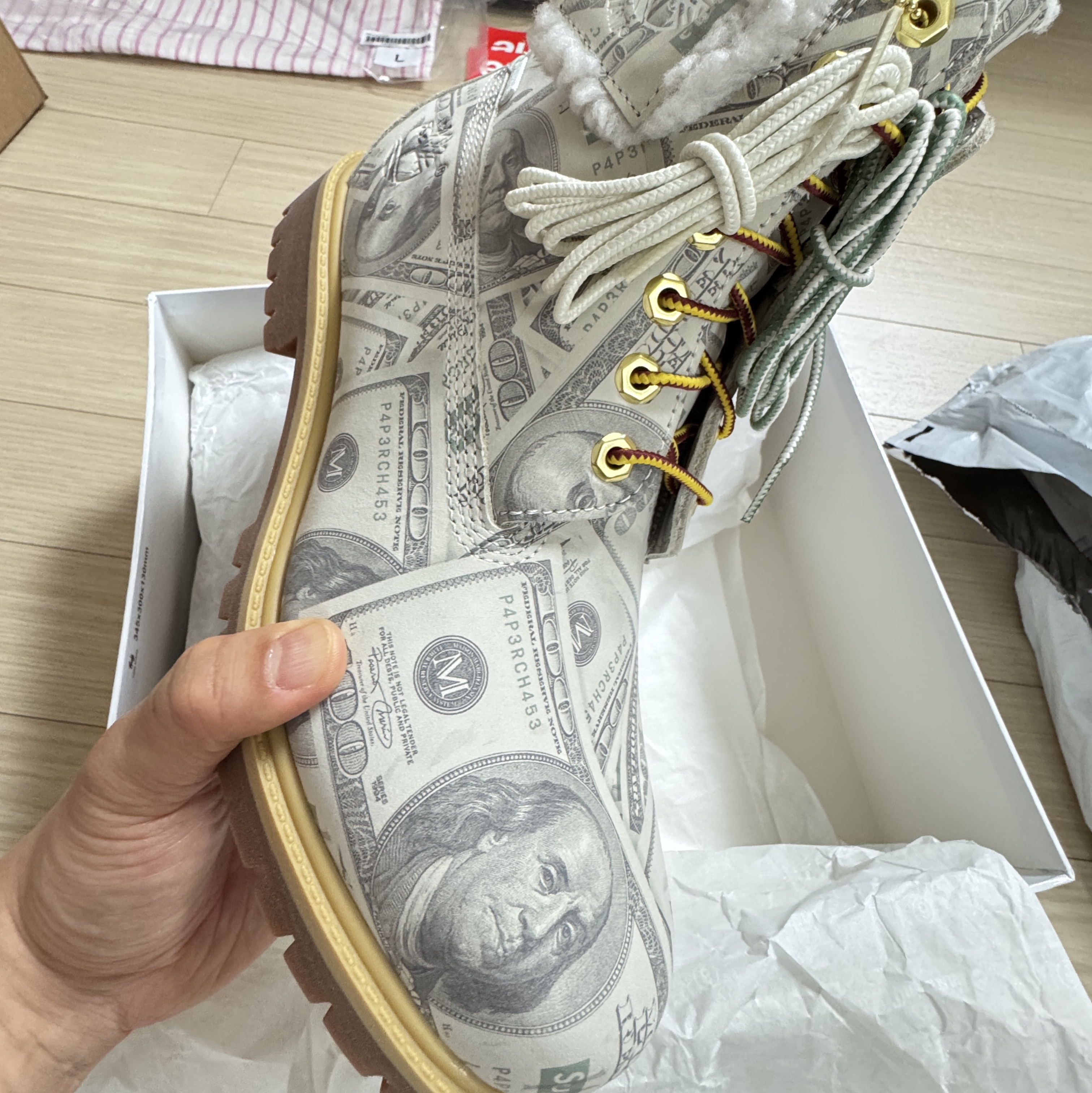 Timberland x Supreme x MM6 Maison Margiela Money 6 Inch Premium Waterproof Boot Multicolor - 26SS - Medium, Supreme x MM6 Maison Margiela Stripe Shirt White - 26SS 착용 스타일