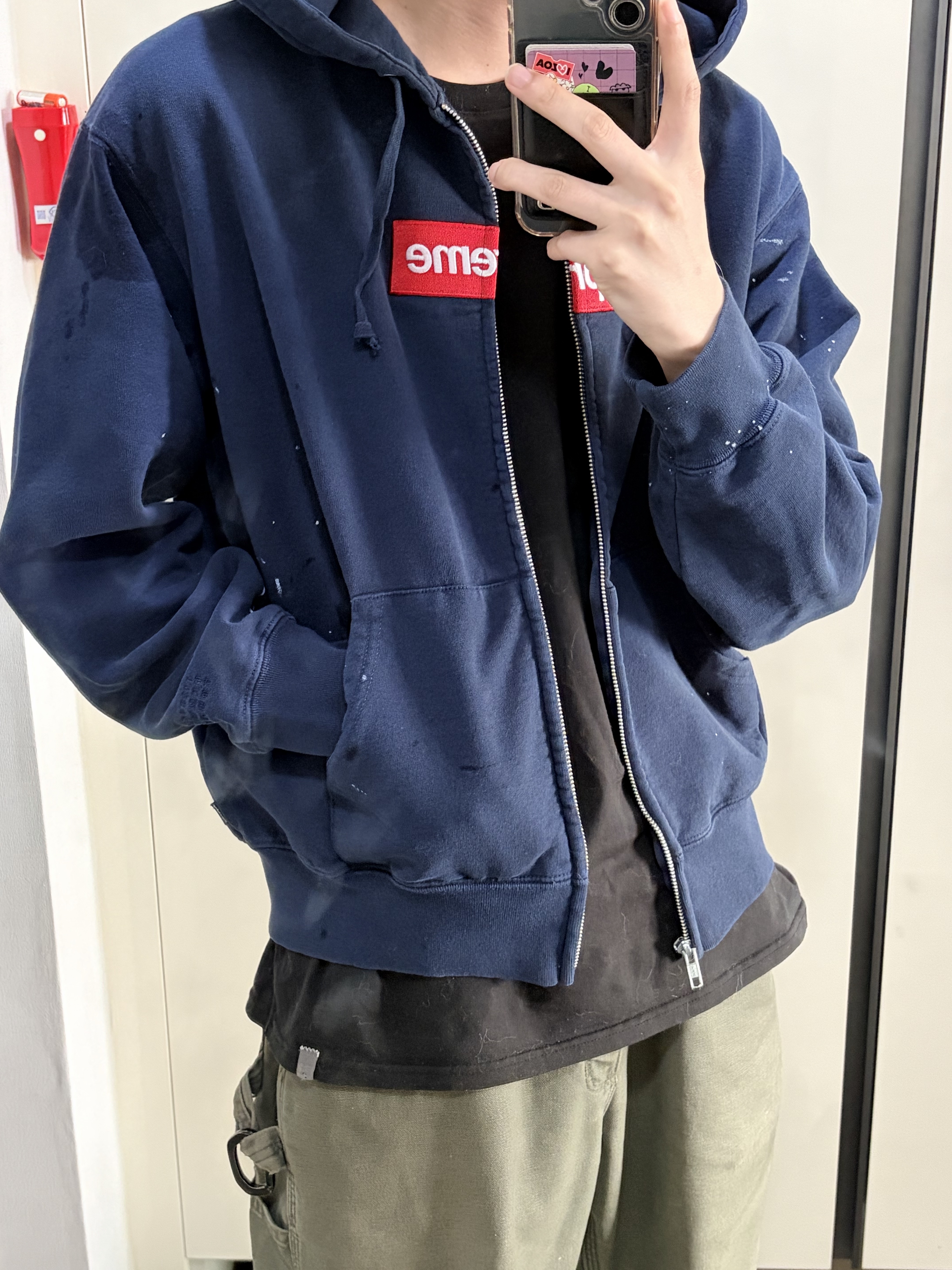 Supreme x MM6 Maison Margiela Box Logo Zip Up Hooded Sweatshirt Navy - 26SS, Balenciaga Combat Strike Boots Black 착용 스타일 - 2