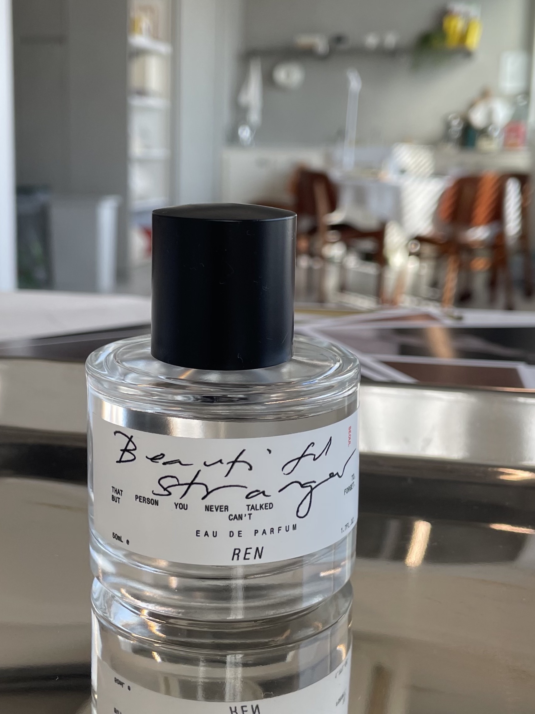 [KREAM 단독] REN Beautiful Stranger Eau de Parfum 50ml 착용 스타일
