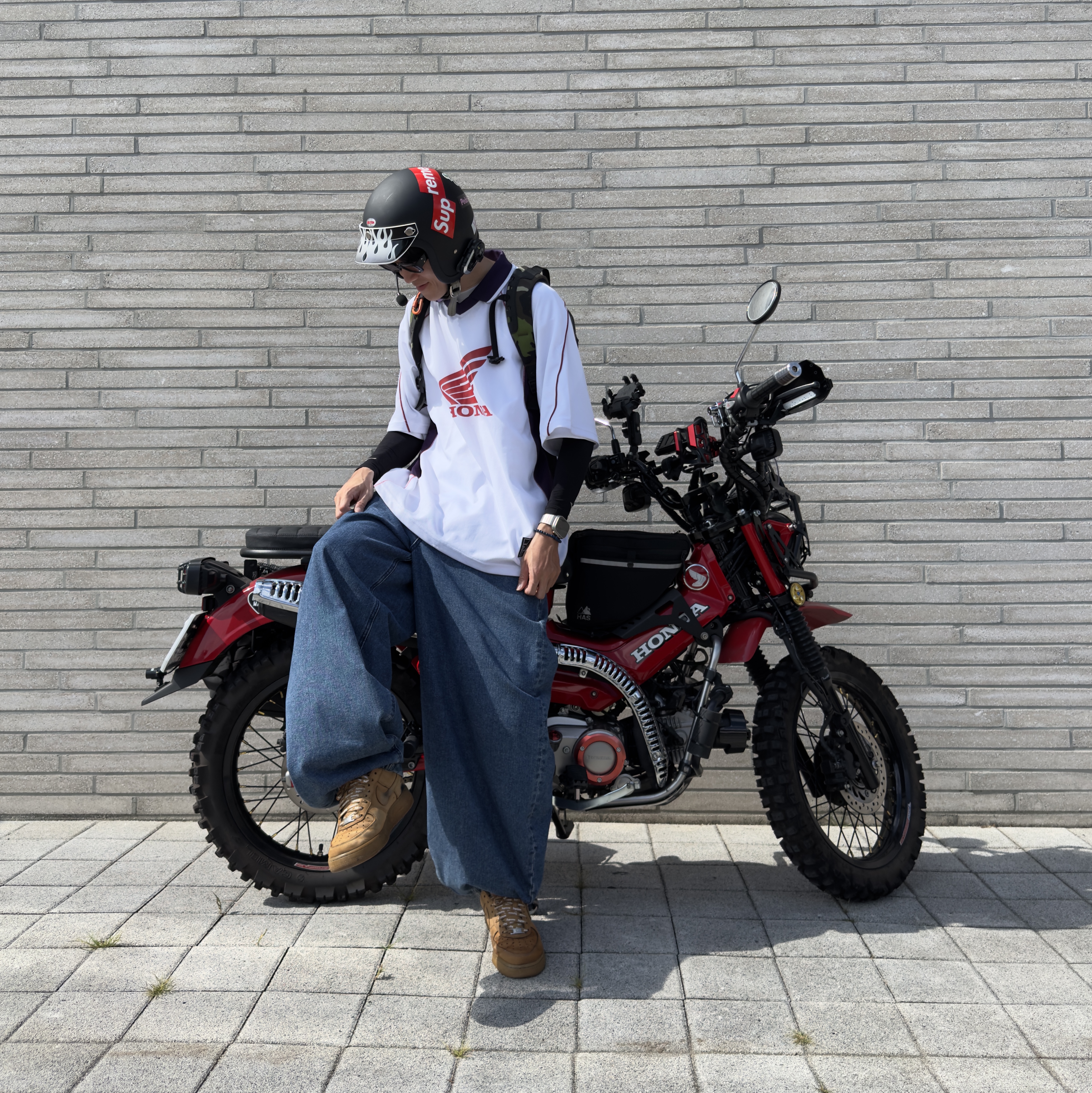 [KREAM 단독] Honda Mesh Jersey V Neck Short Sleeve White, Arc'teryx x Beams Arro 22 Rebird TM Backpack Orange 착용 스타일 - 2