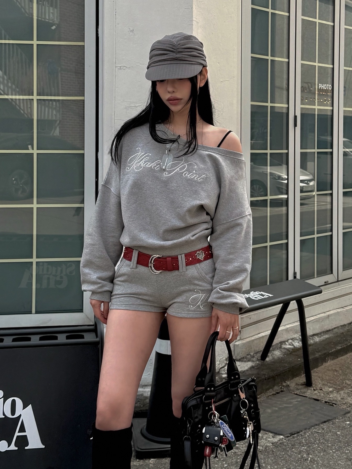 COYSEIO Knot Shirring Cap Grey 착용 스타일 - 1