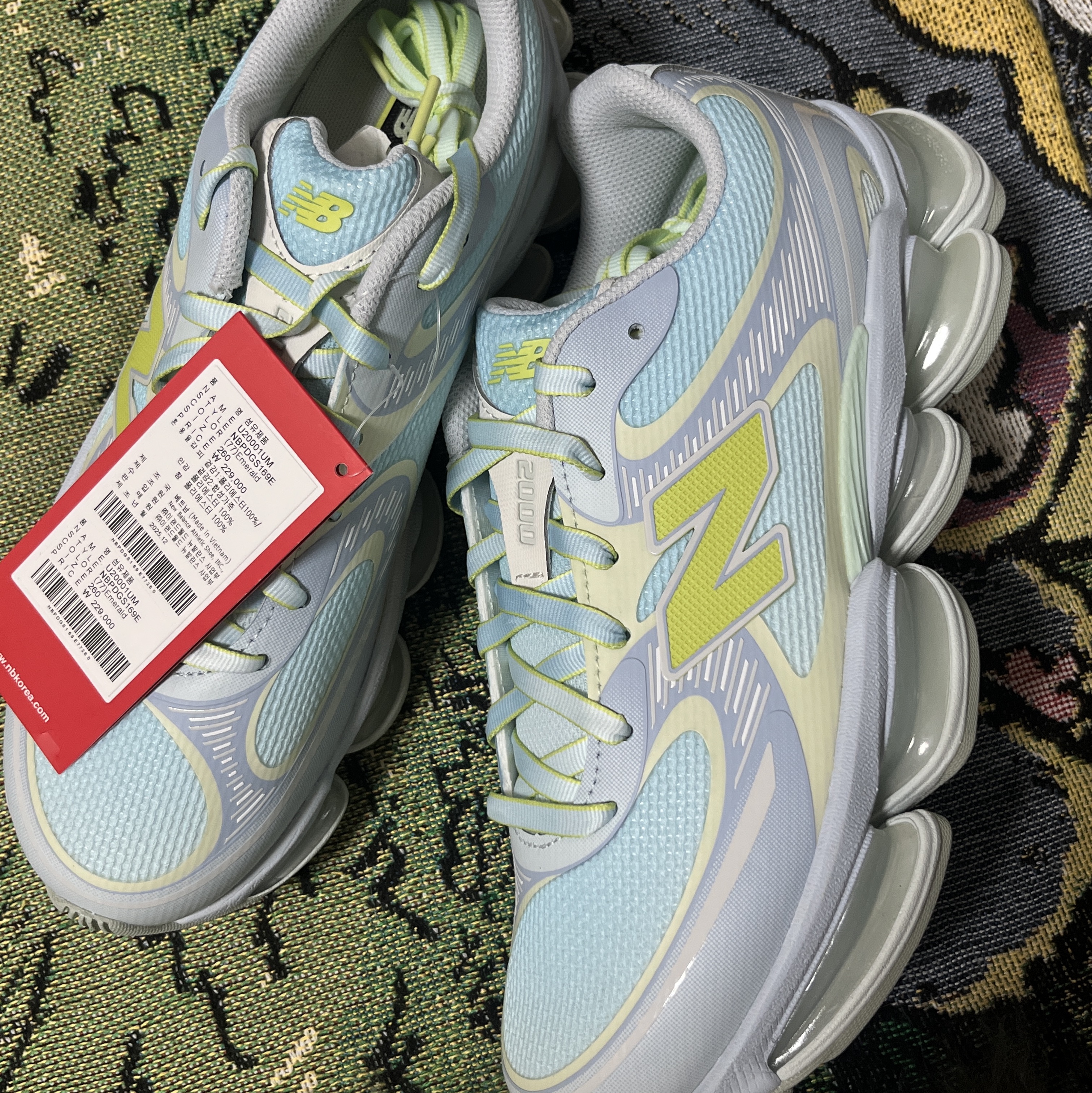 New Balance 2000 Abzorb Oxford Blue Dry Lime 착용 스타일 - 4