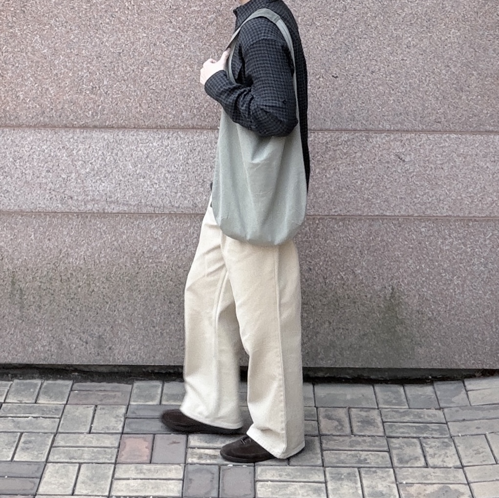 Pemont Dress Dark brown, PERENN Washed Cotton Shoulder Bag Sage 착용 스타일 - 4
