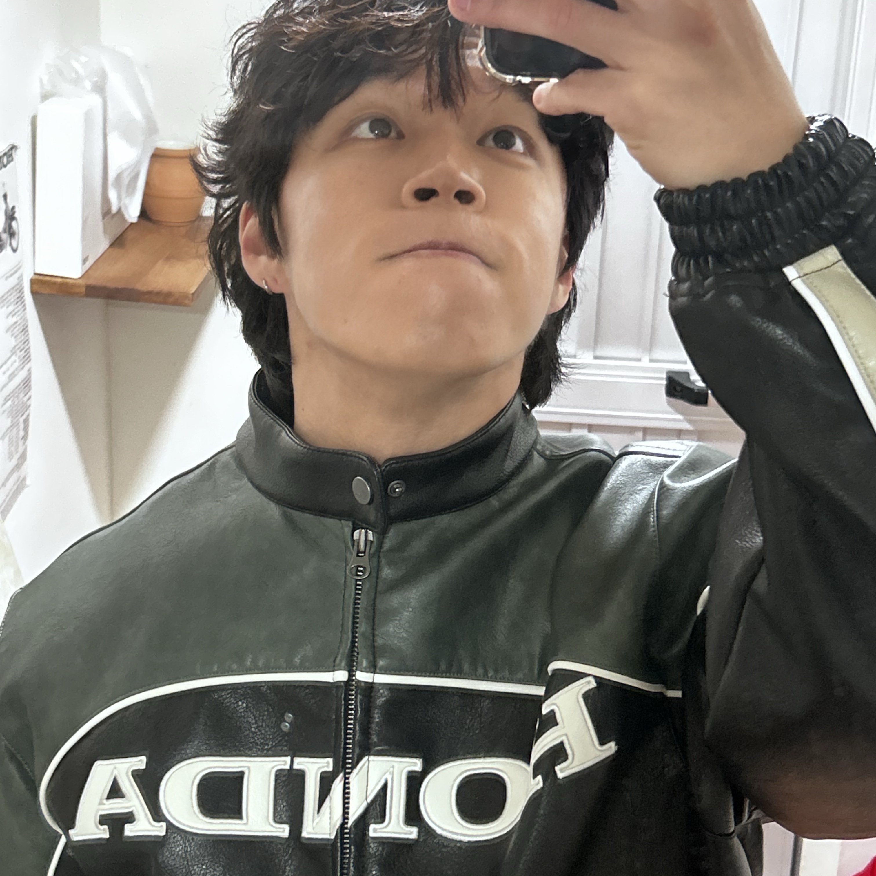 Honda Engineered Leather Racing Jacket Black 착용 스타일