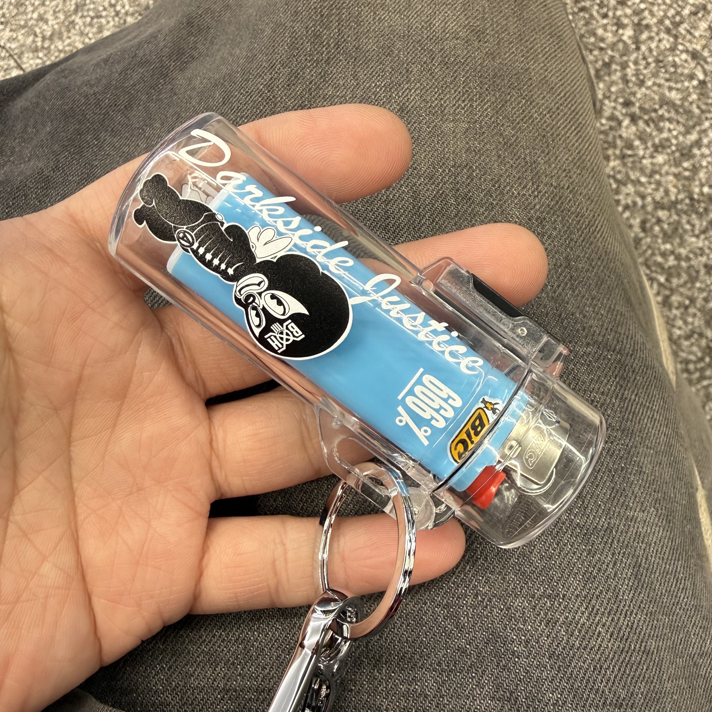 BAPE Color Camo Shark Full Zip Hoodie Red, Kapital 14 oz. Denim 5P Bone Embroidery Short Pants Black 착용 스타일 - 3