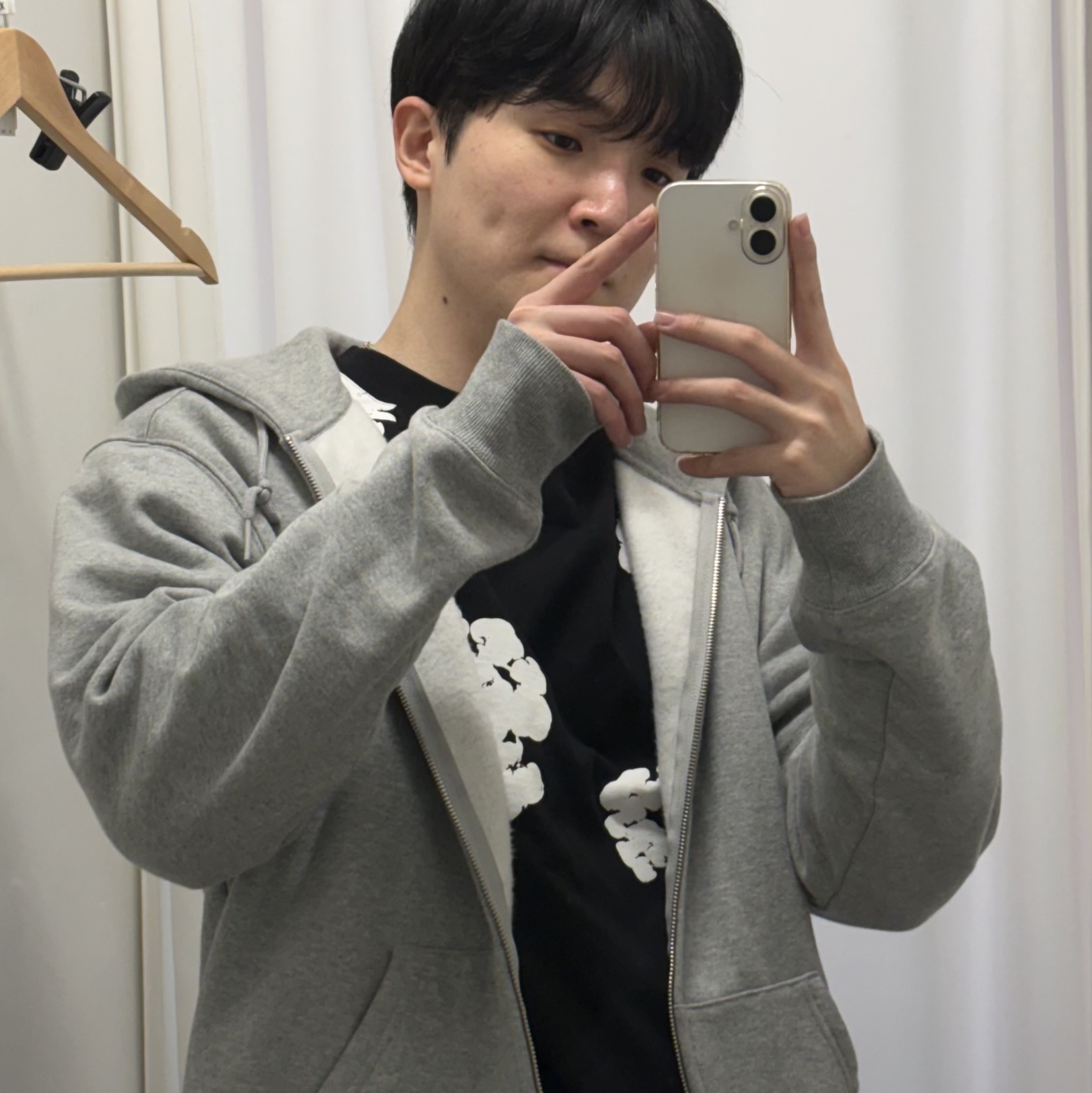 Denim Tears Long Sleeve Cotton Wreath T-Shirt Black, Denim Tears The Cotton Wreath Shorts Black 착용 스타일 - 1