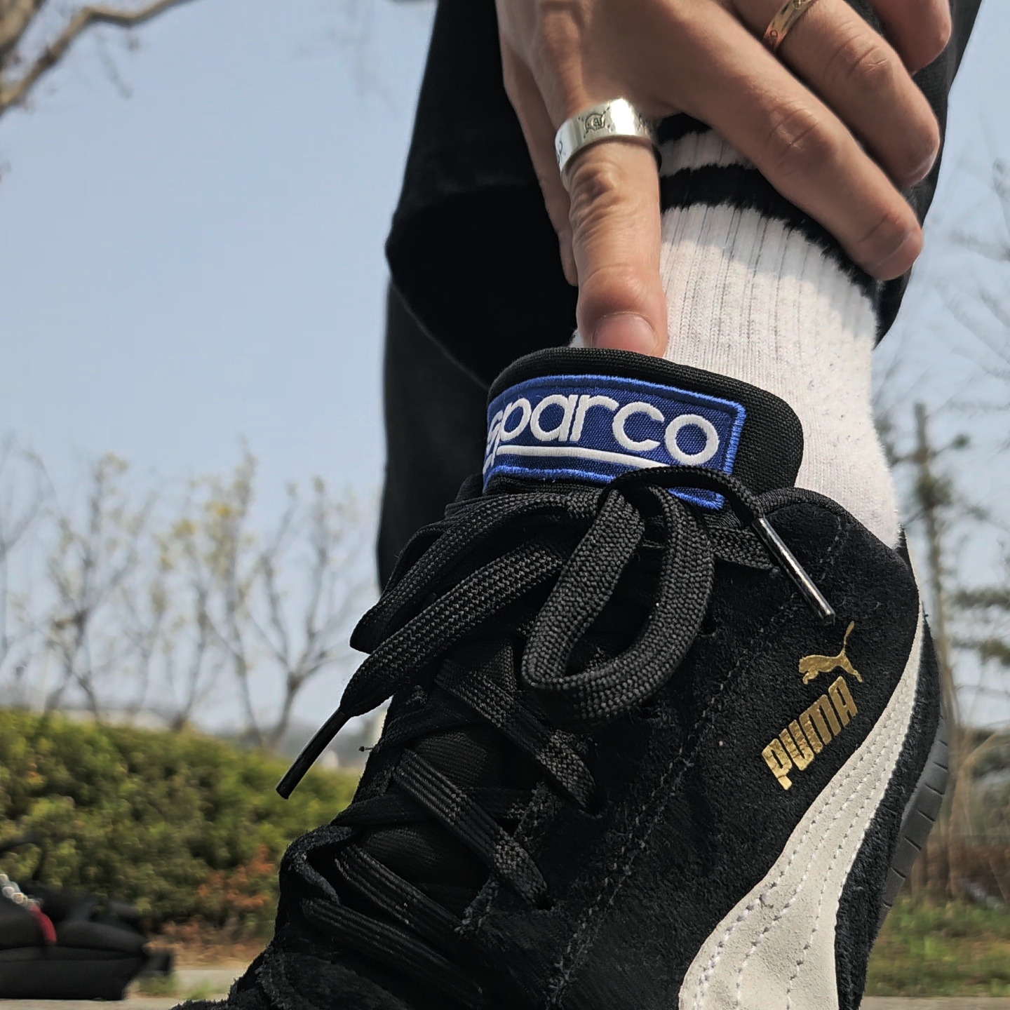 Gucci Ghost Ring Silver 9mm, Puma Speedcat OG Sparco Black White 착용 스타일 - 1