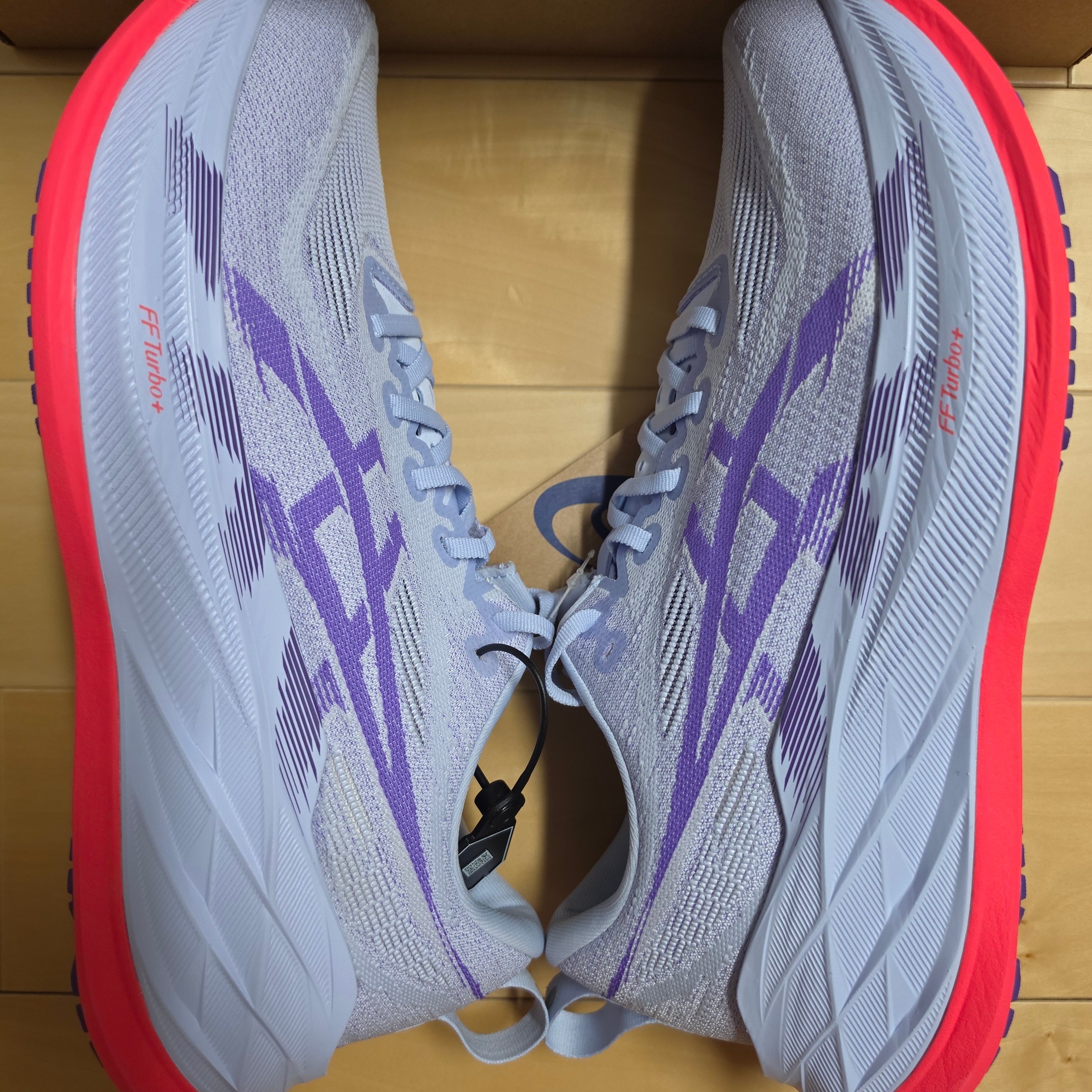 Asics Superblast 2 Blue Fade Edo Purple 착용 스타일 - 8