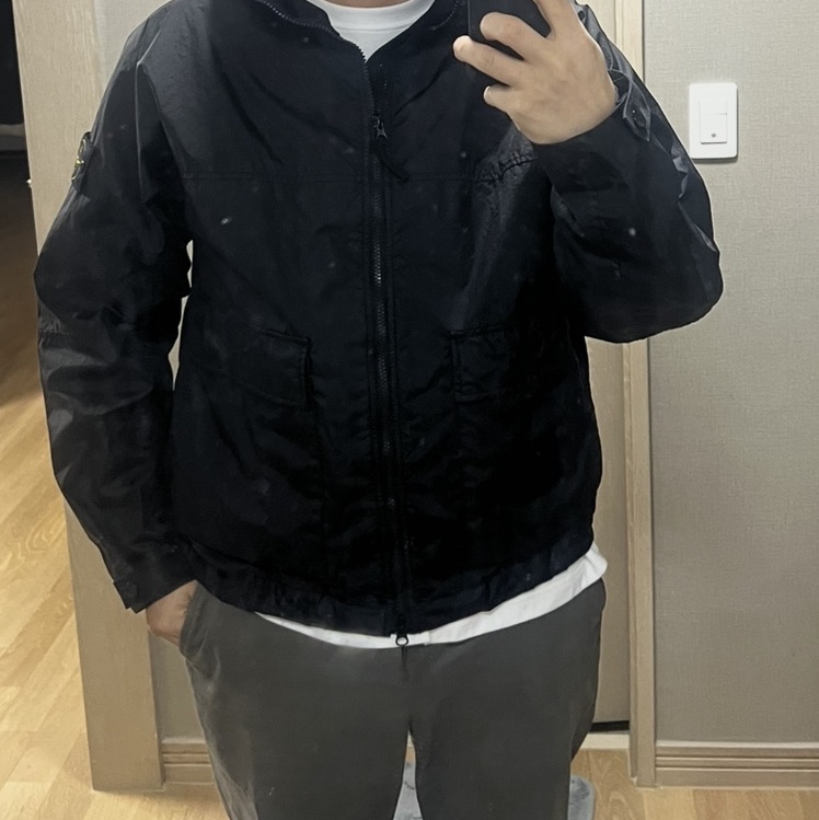 Stone Island 4100004 Membrana 3L TC Hooded Jacket with Water-Resistant Membrane Black - 26SS 착용 스타일
