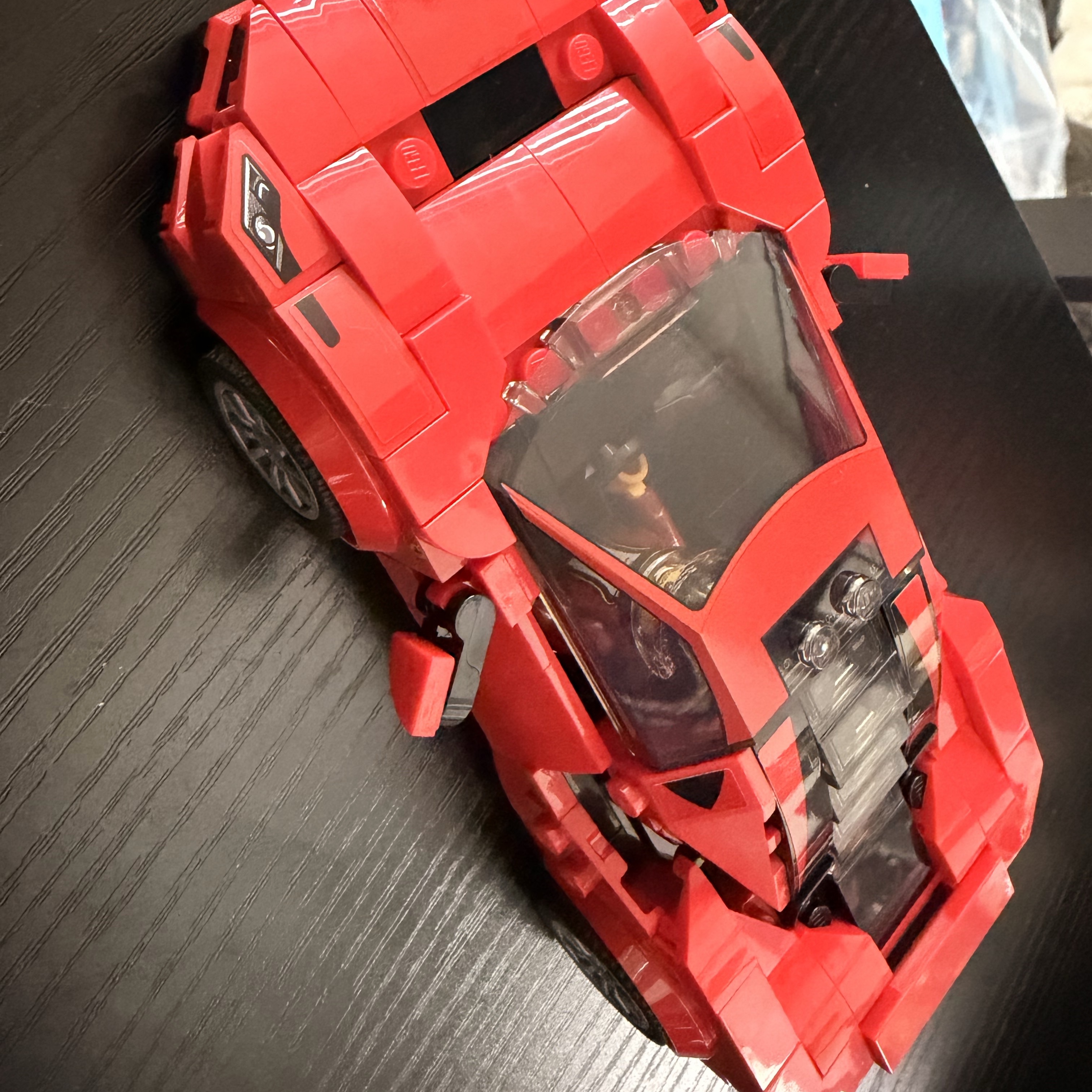 Lego Ferrari F8 Tributo 착용 스타일
