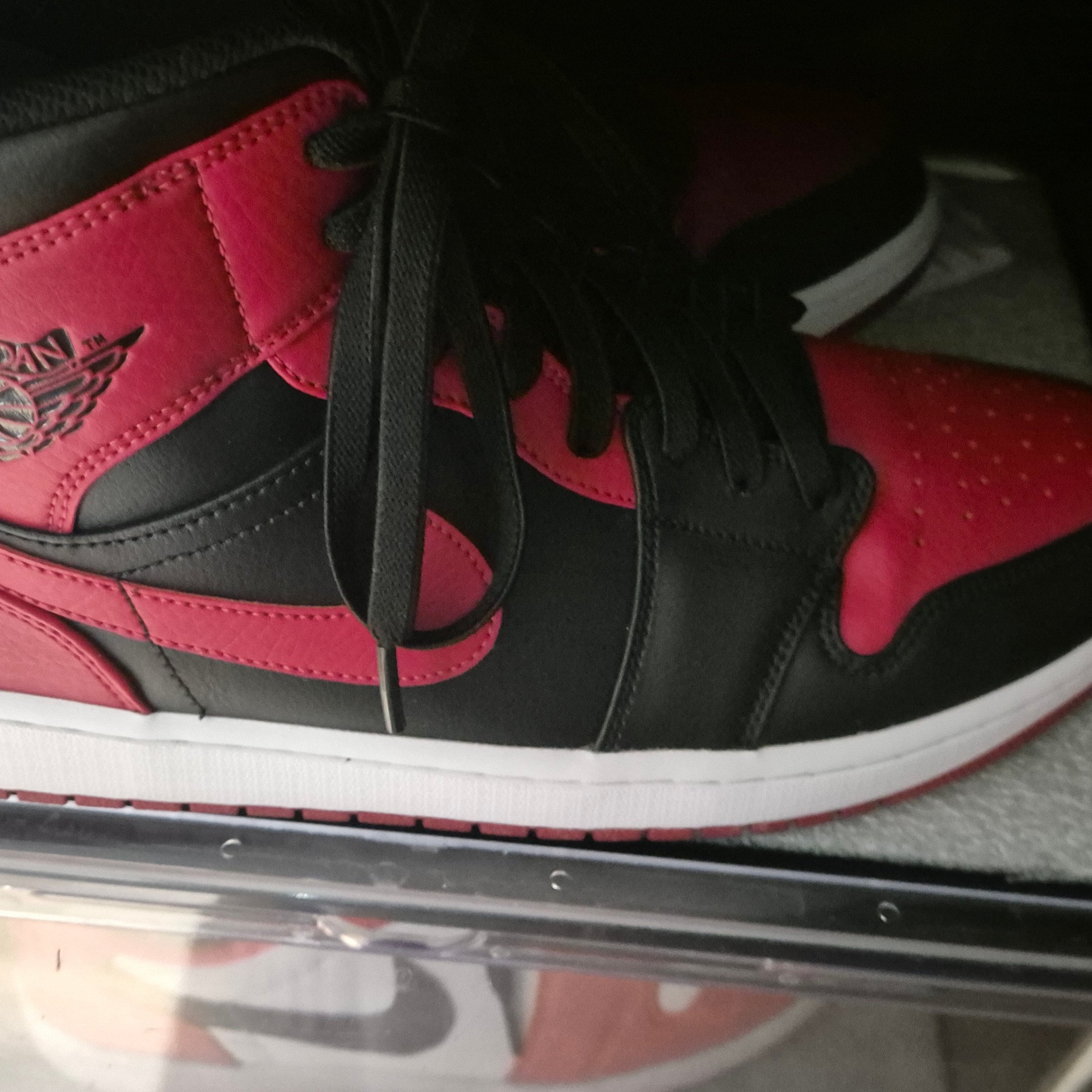 Jordan 1 Mid Bred Banned 2020 착용 스타일