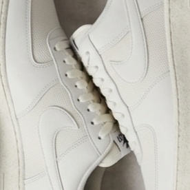 Nike Air Force 1 '07 LV8 Phantom 착용 스타일