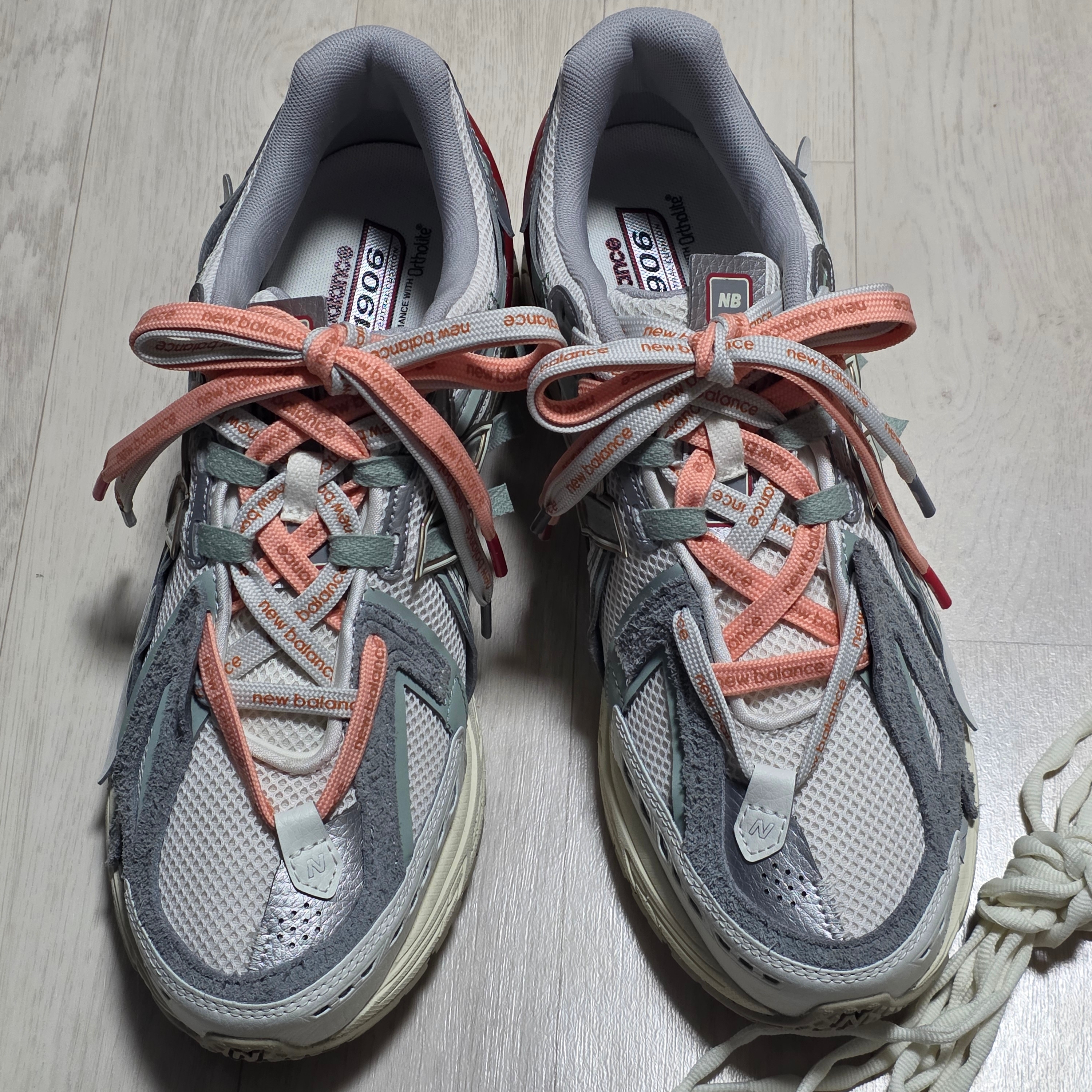 New Balance 1906A Sea Salt Lone Star Grey - D Standard 착용 스타일 - 2