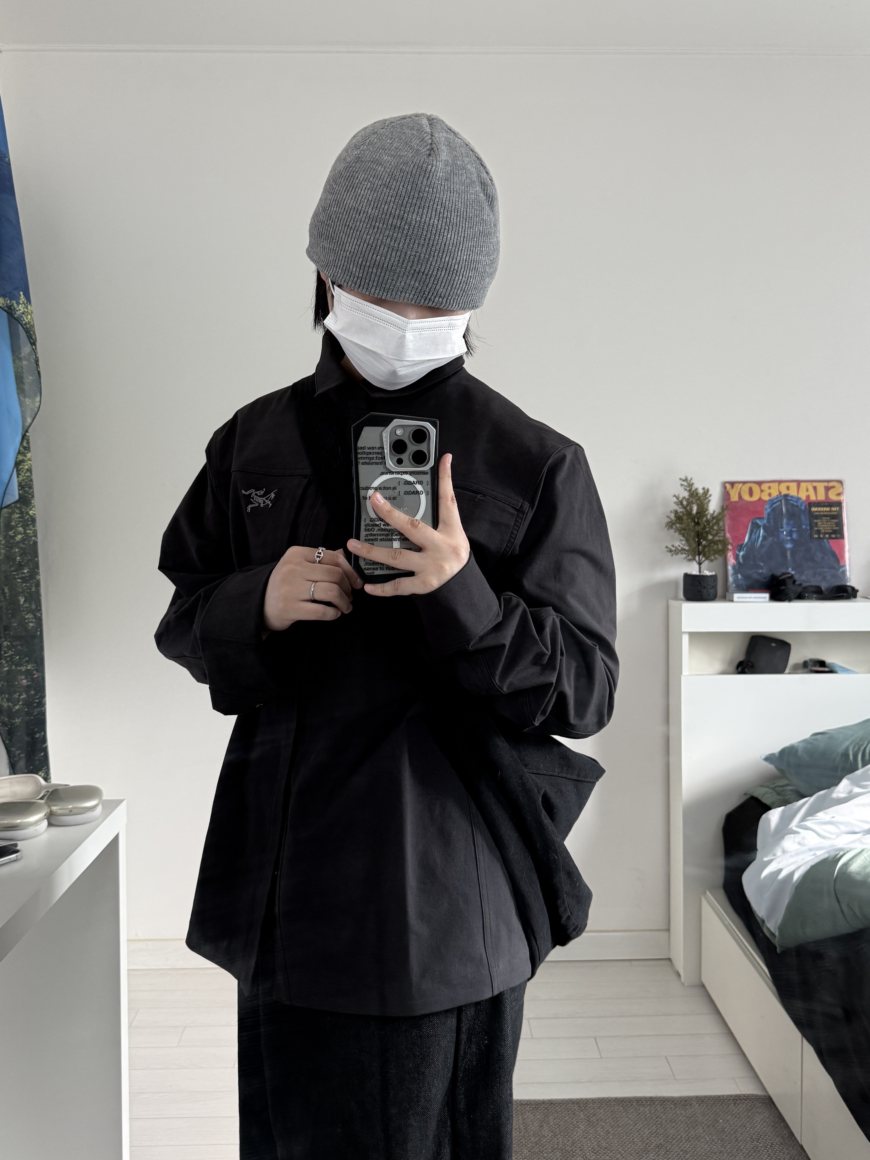 Arc'teryx Cronin Cotton Overshirt Black 착용 스타일