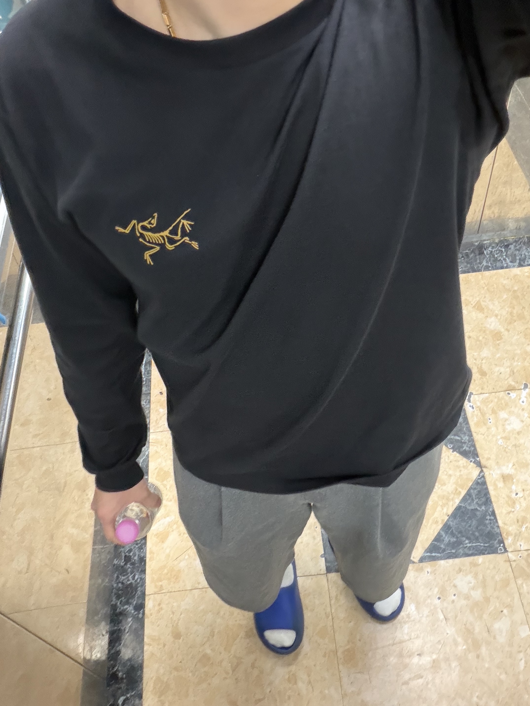 Arc'teryx Kragg Cotton LS T-Shirt 24K Black 착용 스타일