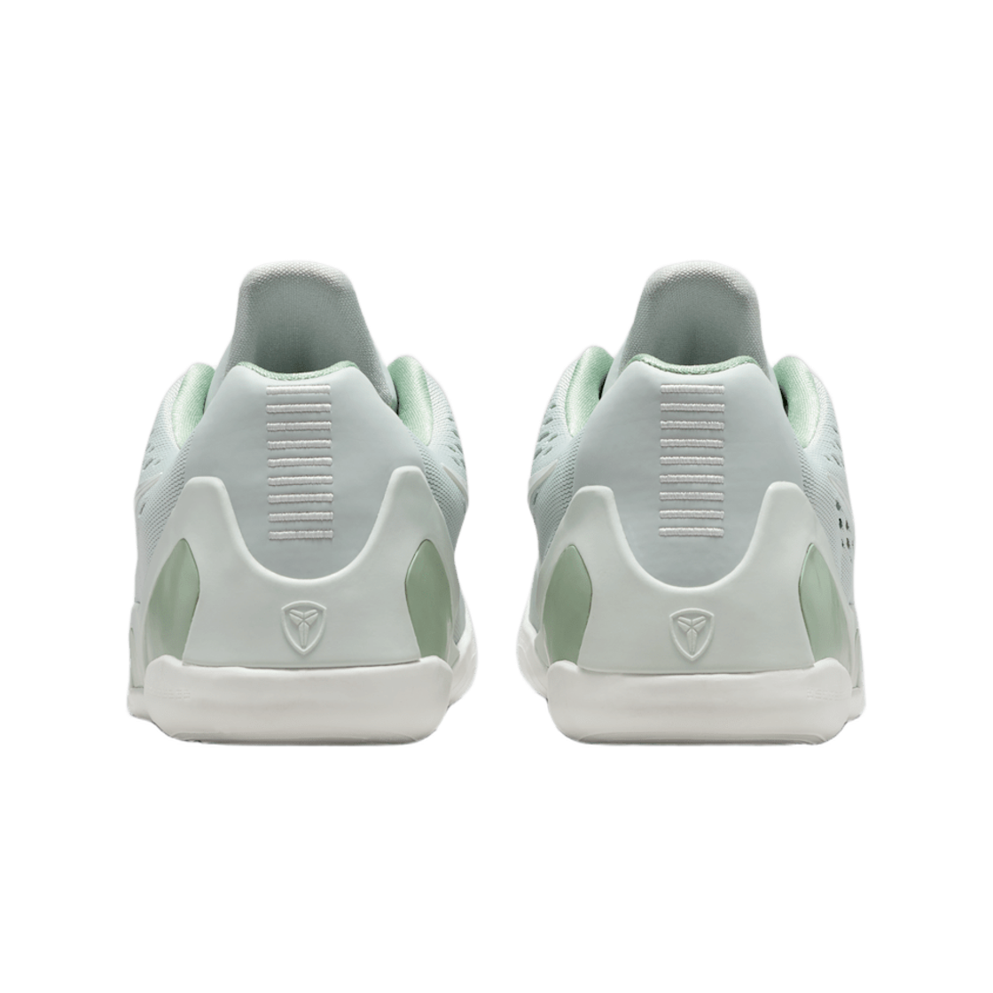 (GS) 나이키 코비 9 로우 라이트 실버 앤 서밋 화이트((GS) Nike Kobe 9 Low Light Silver and Summit White) - 3