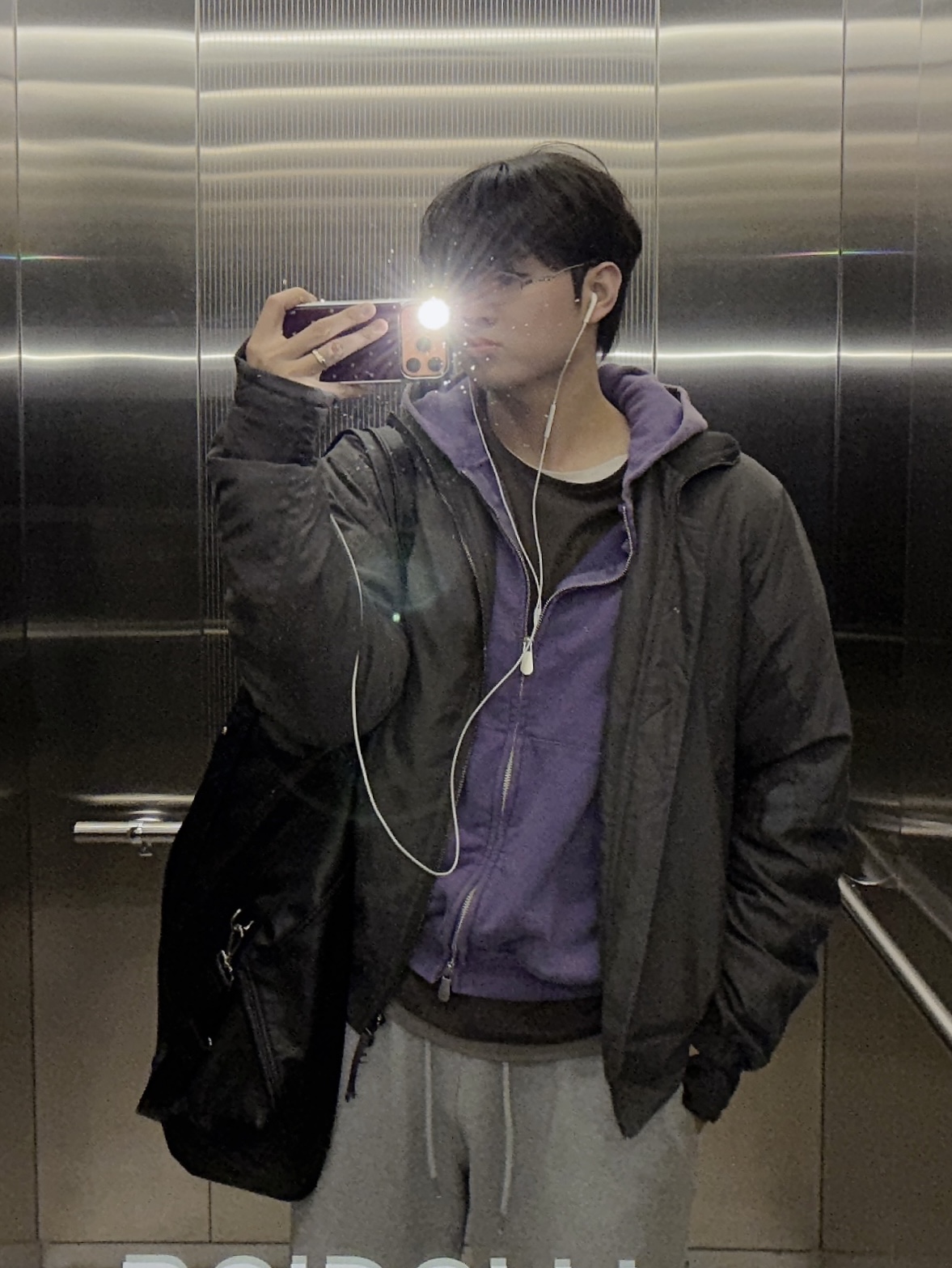 Suade Cropped Washed Hood Zip Up Purple, Sansan Gear Bomber Jacket Khaki 착용 스타일 - 1