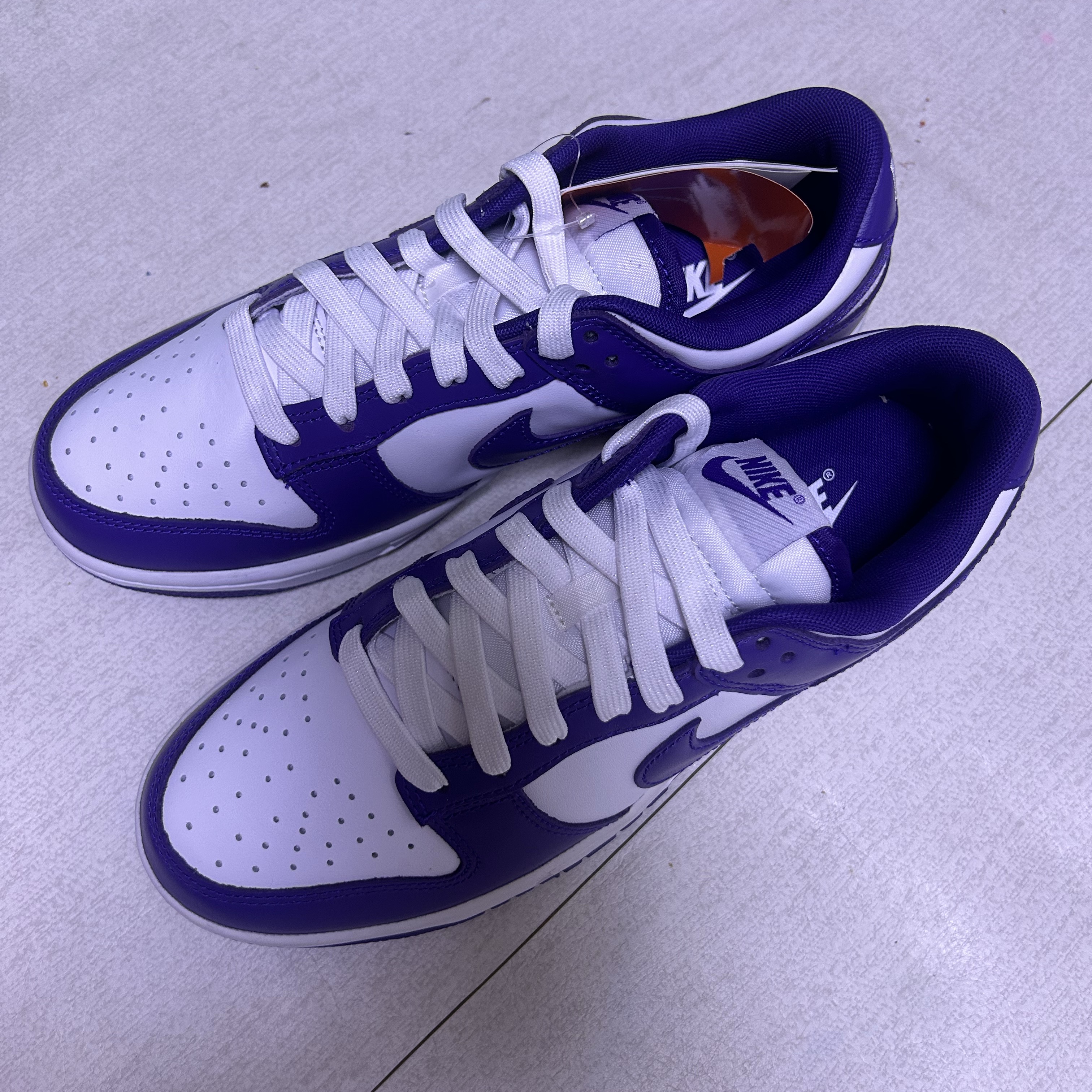 Nike Dunk Low Retro Championship Court Purple 착용 스타일