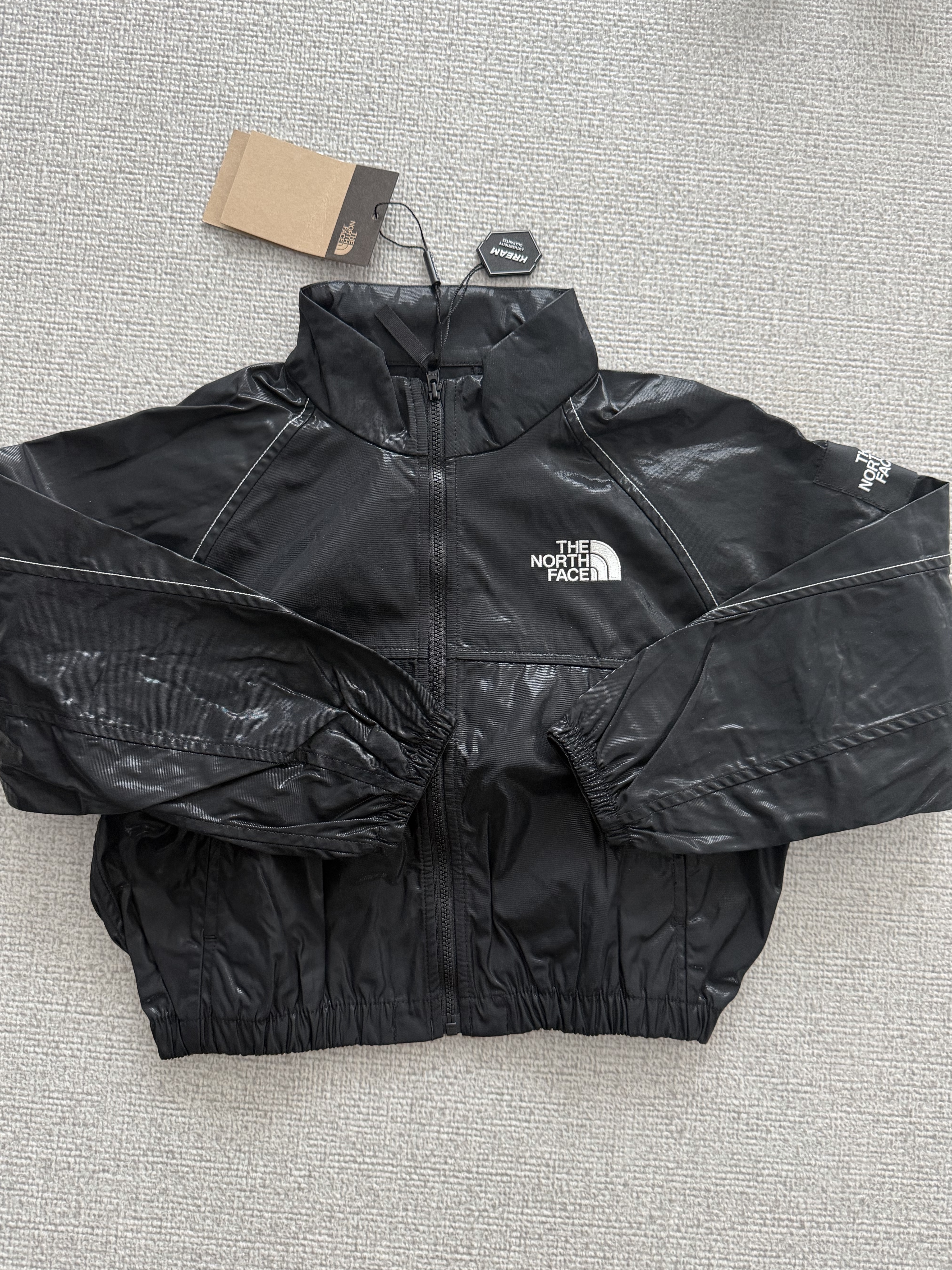 (Kids) The North Face Novelty Olema Jacket Black 착용 스타일