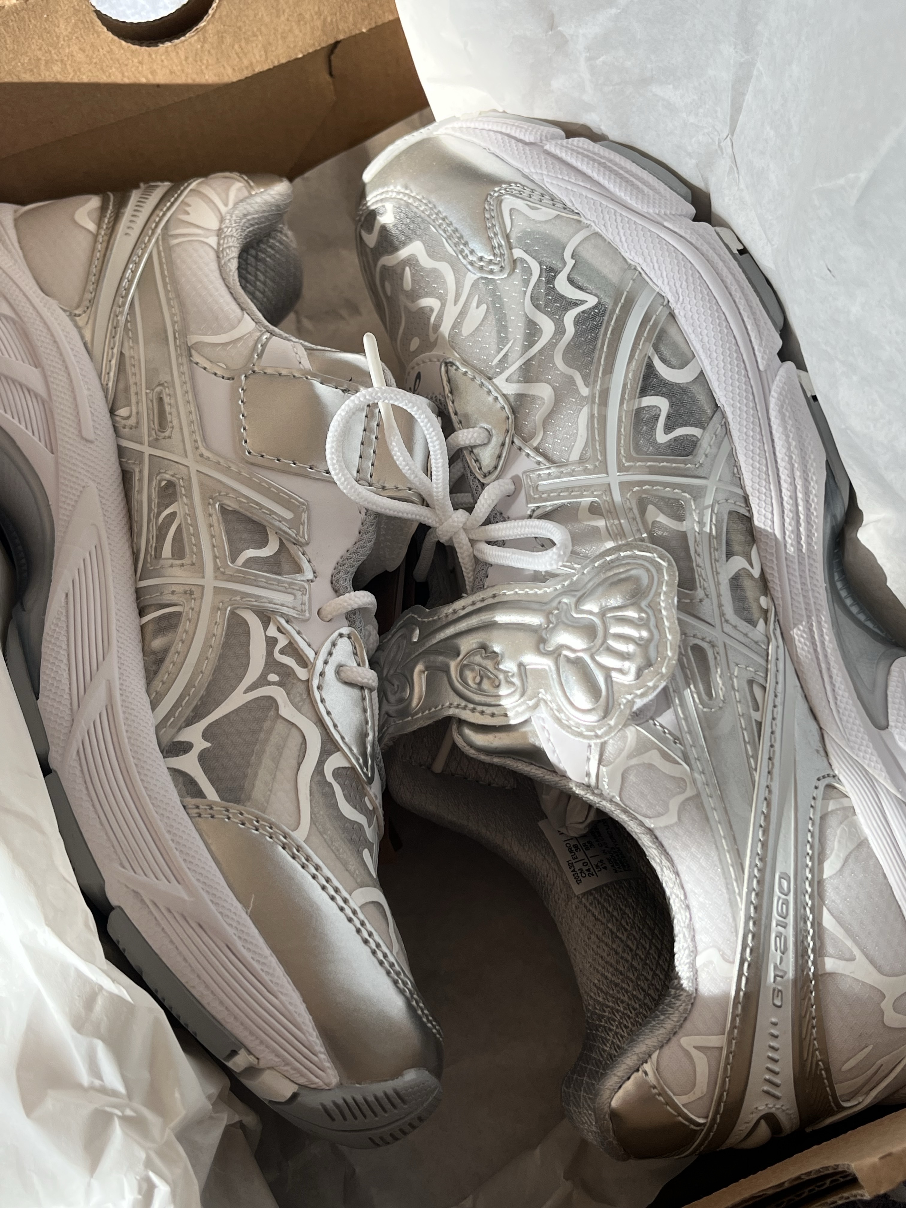 Asics x Cecilie Bahnsen GT-2160 White 착용 스타일
