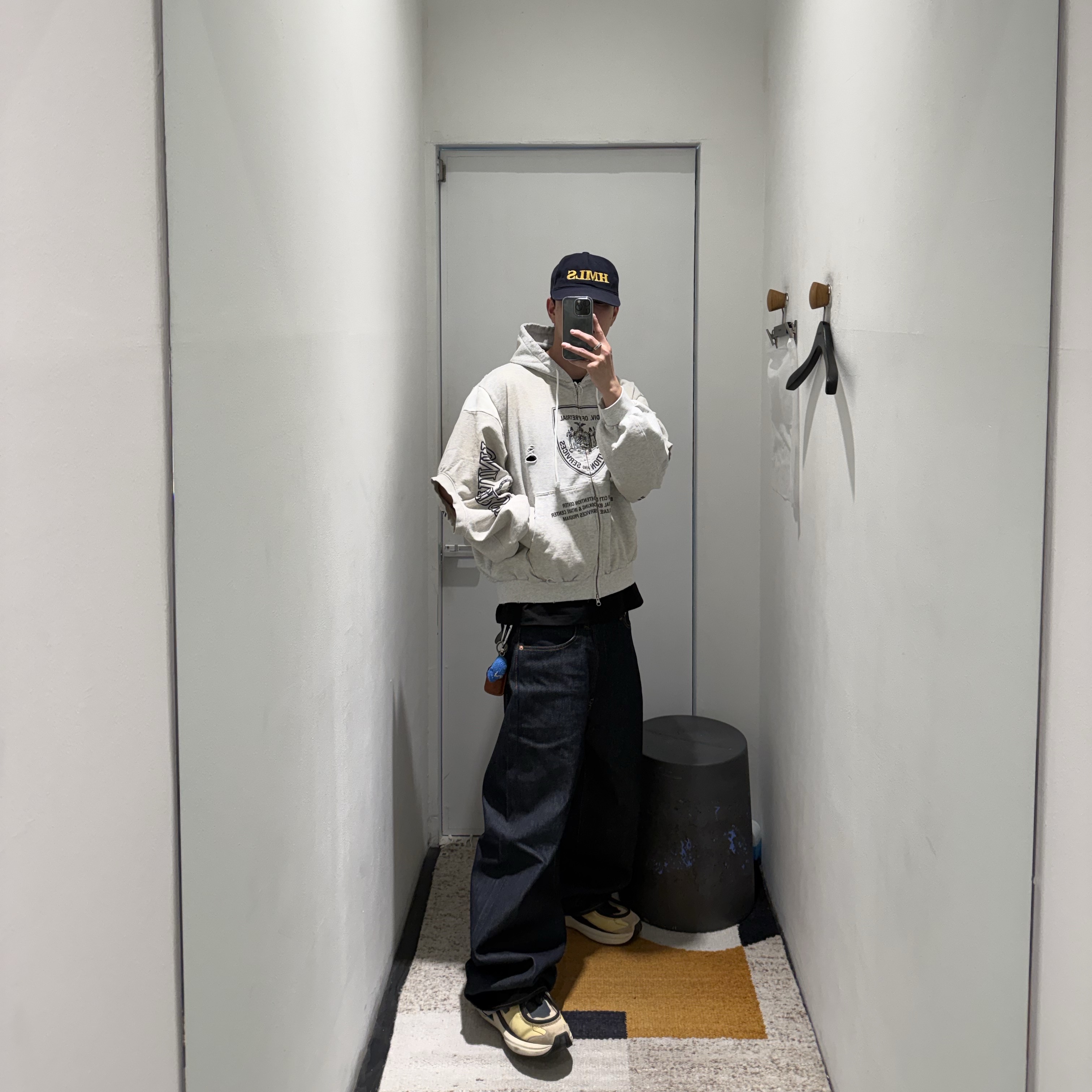 Protocol Index Reconstructed Sweatshirts Zip Hoodie Oatmeal Melange, Protocol Index x Vandy The Pink Reconstructed Sweatshirts Zip Hoodie Melange Grey 착용 스타일 - 1