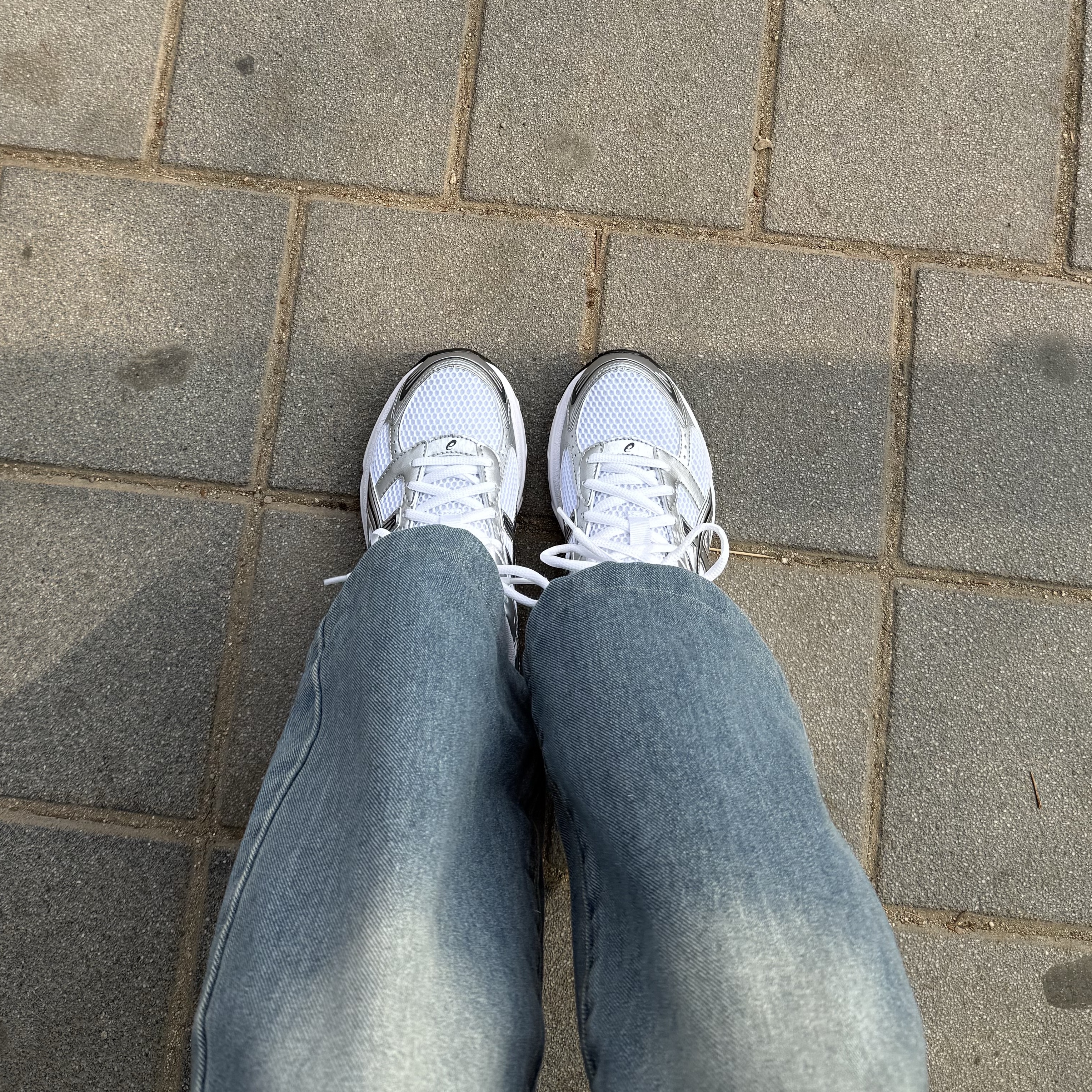 Asics Gel-1130 White Pure Silver 착용 스타일