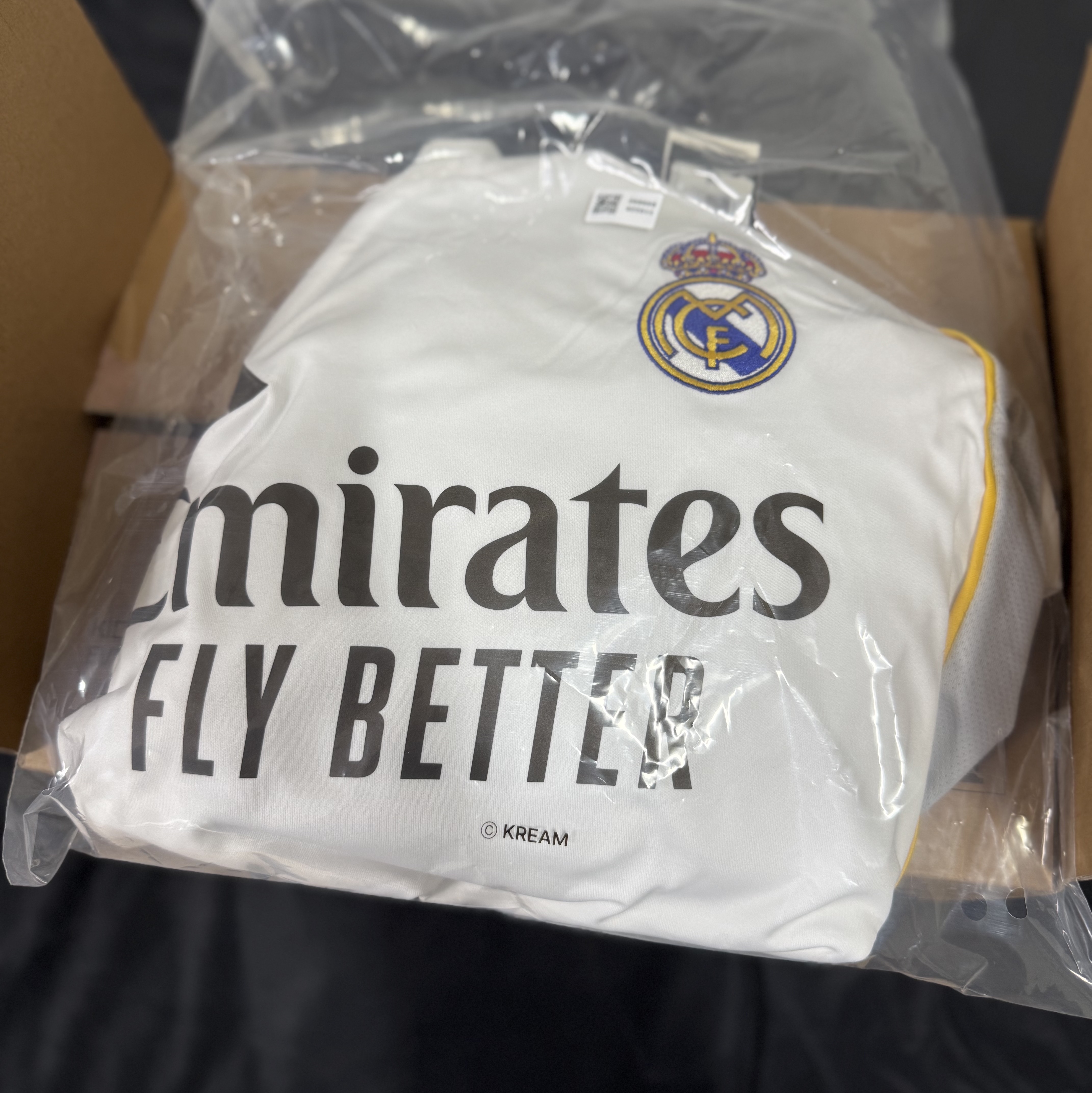 Adidas Real Madrid 2025/26 Home Jersey White - KR Sizing (Non Marking Ver.) 착용 스타일