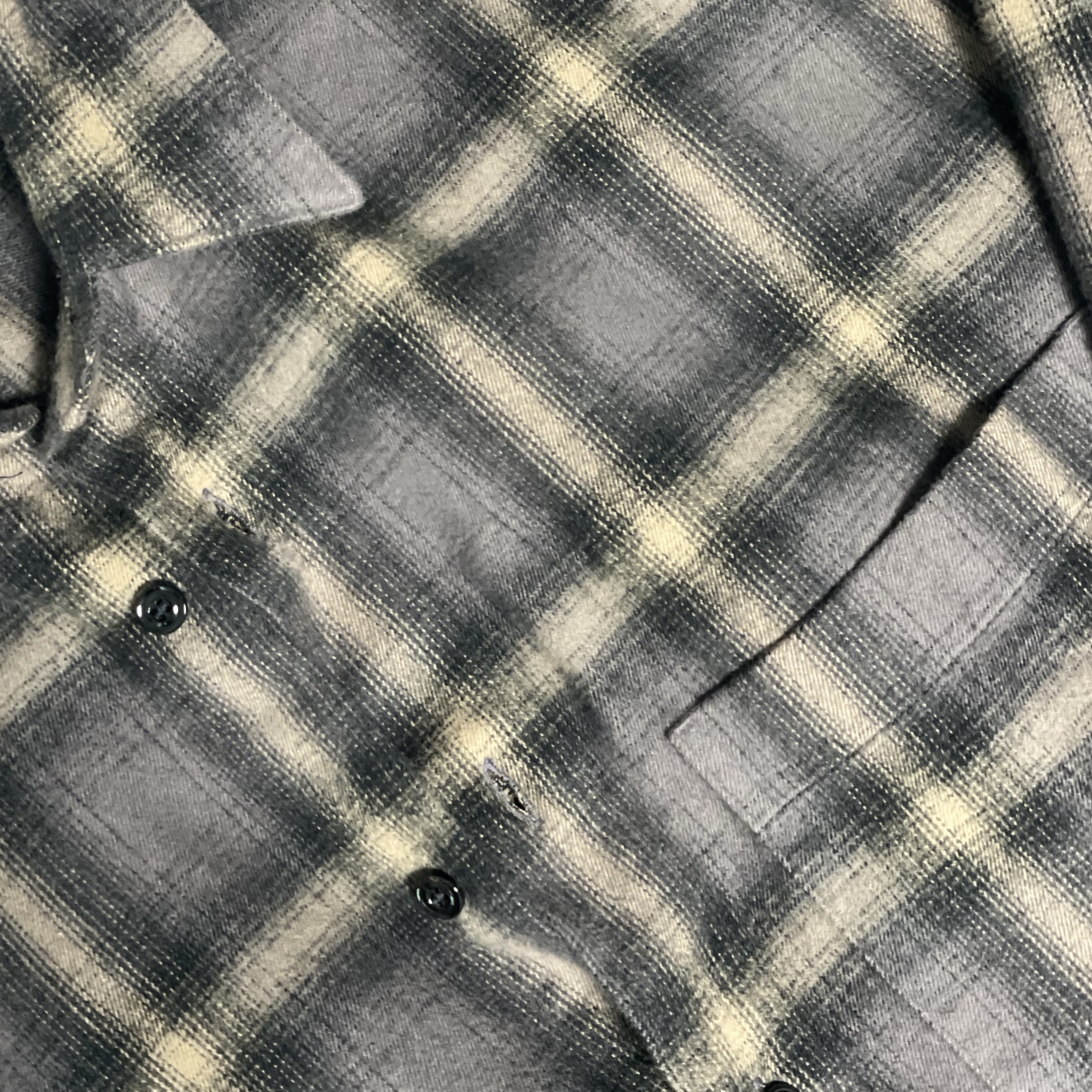 Our Legacy Heusen Shirt Oyster Check Hairy Flannel 착용 스타일
